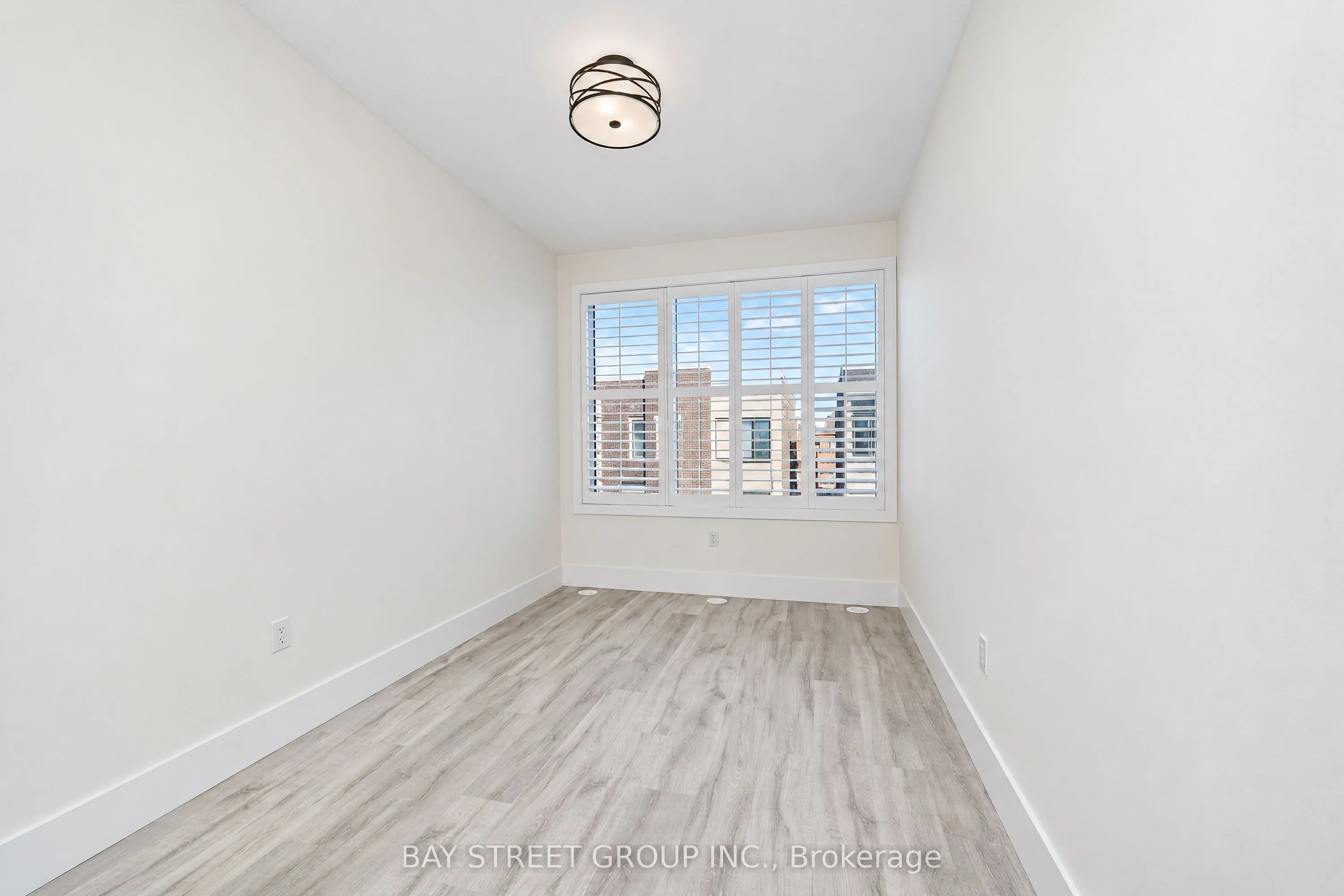 25 Sydney Circle