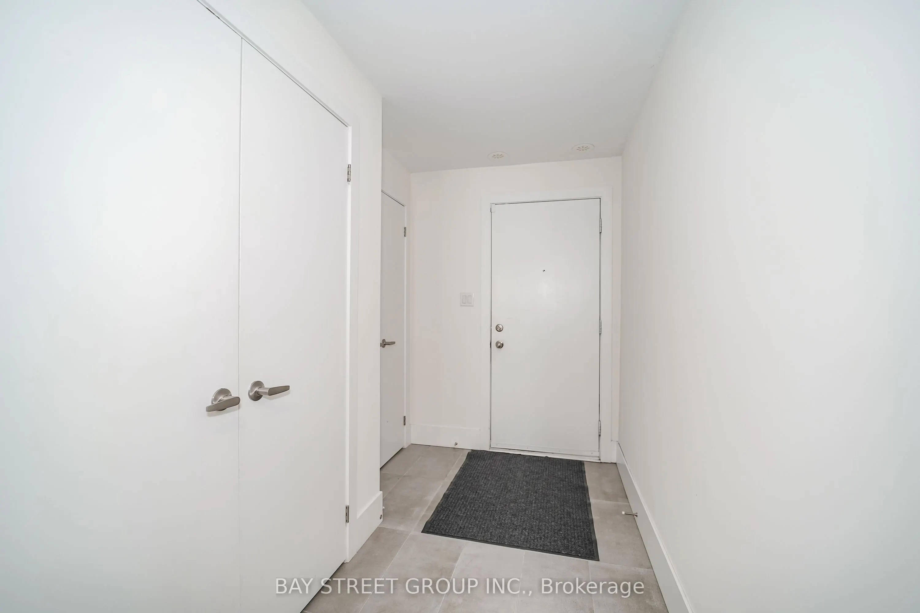 25 Sydney Circle