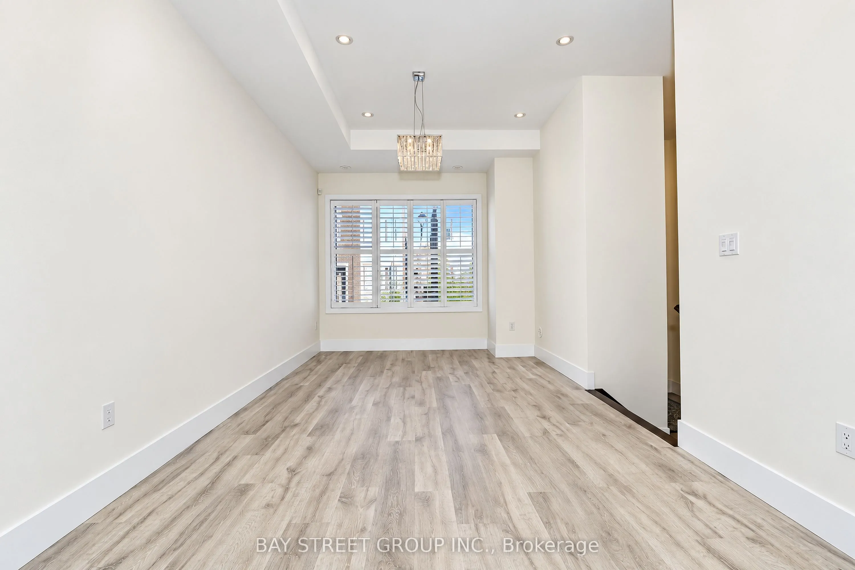 25 Sydney Circle