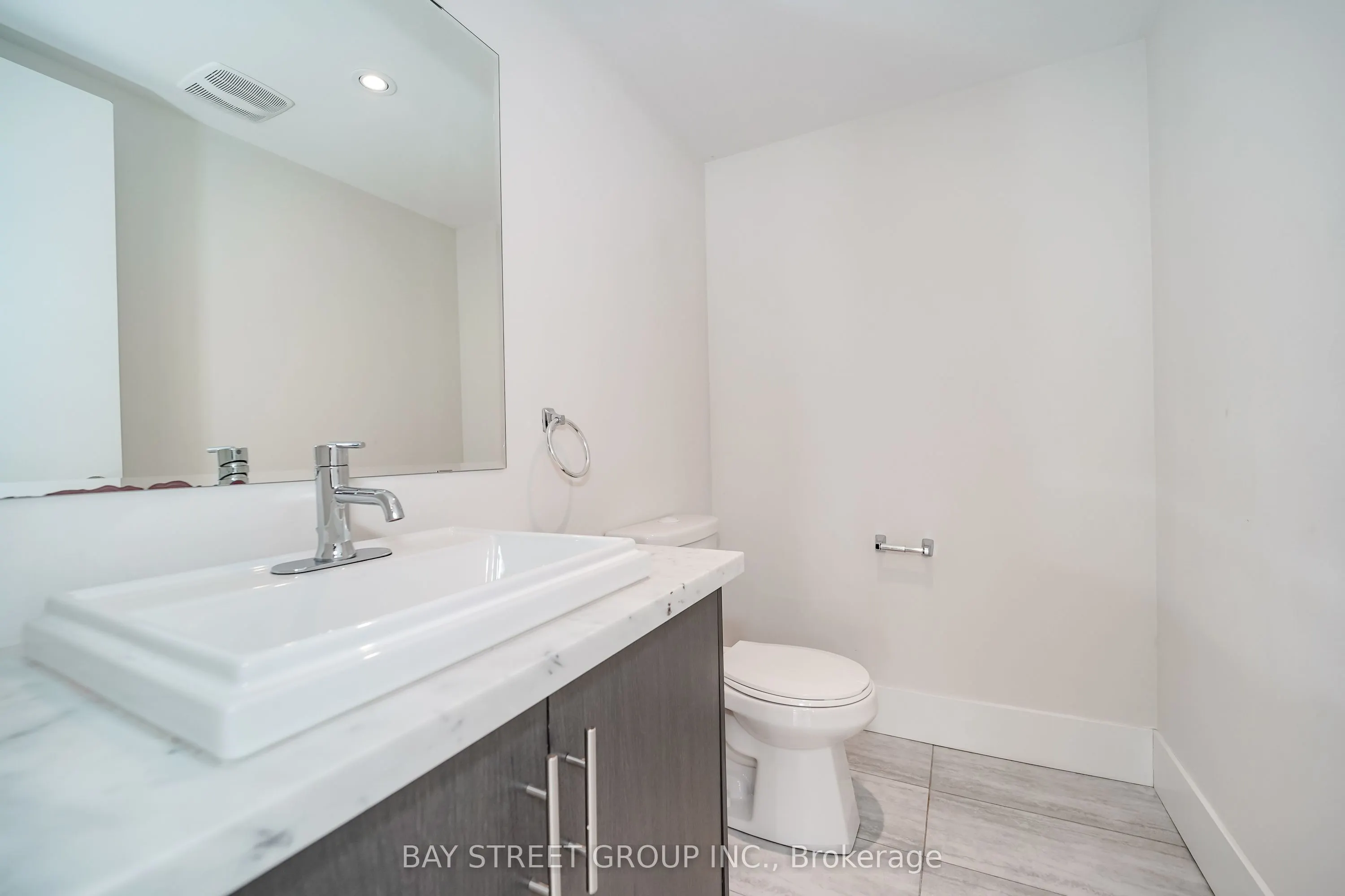 25 Sydney Circle