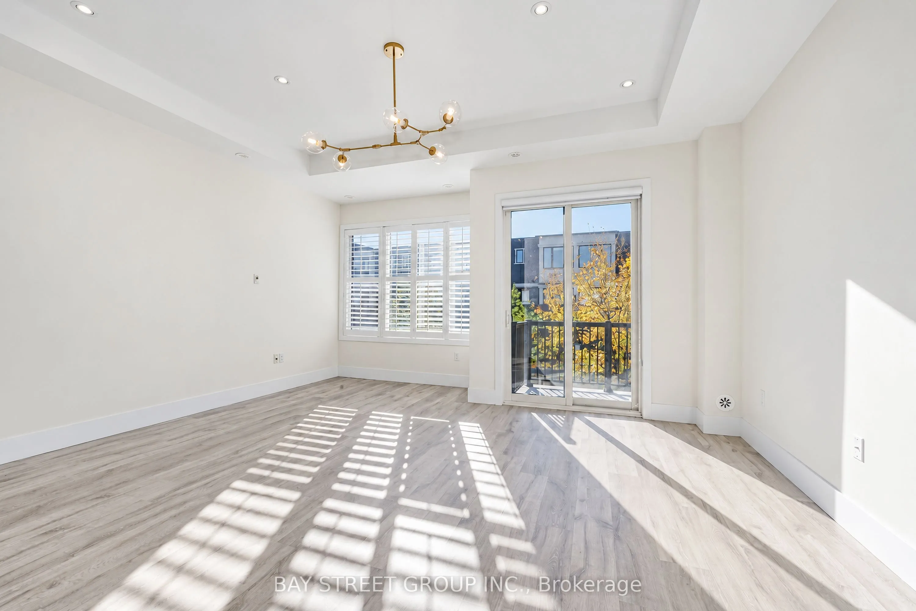 25 Sydney Circle