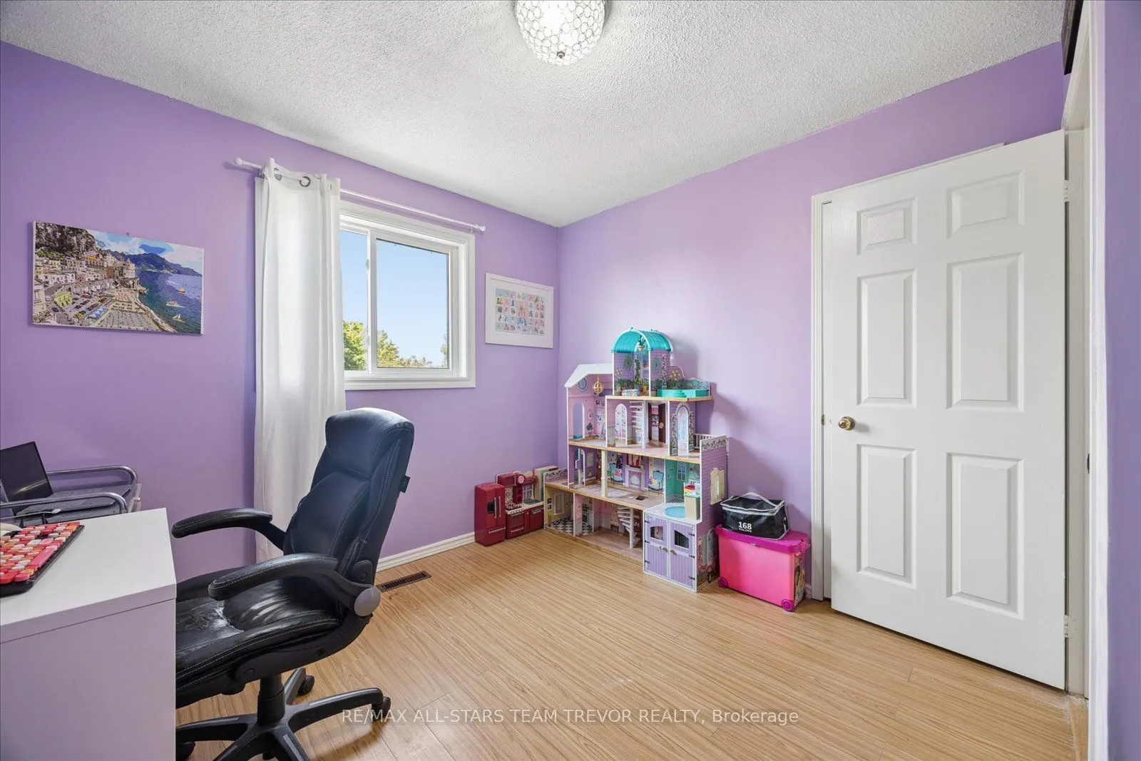 98 Carrick Avenue