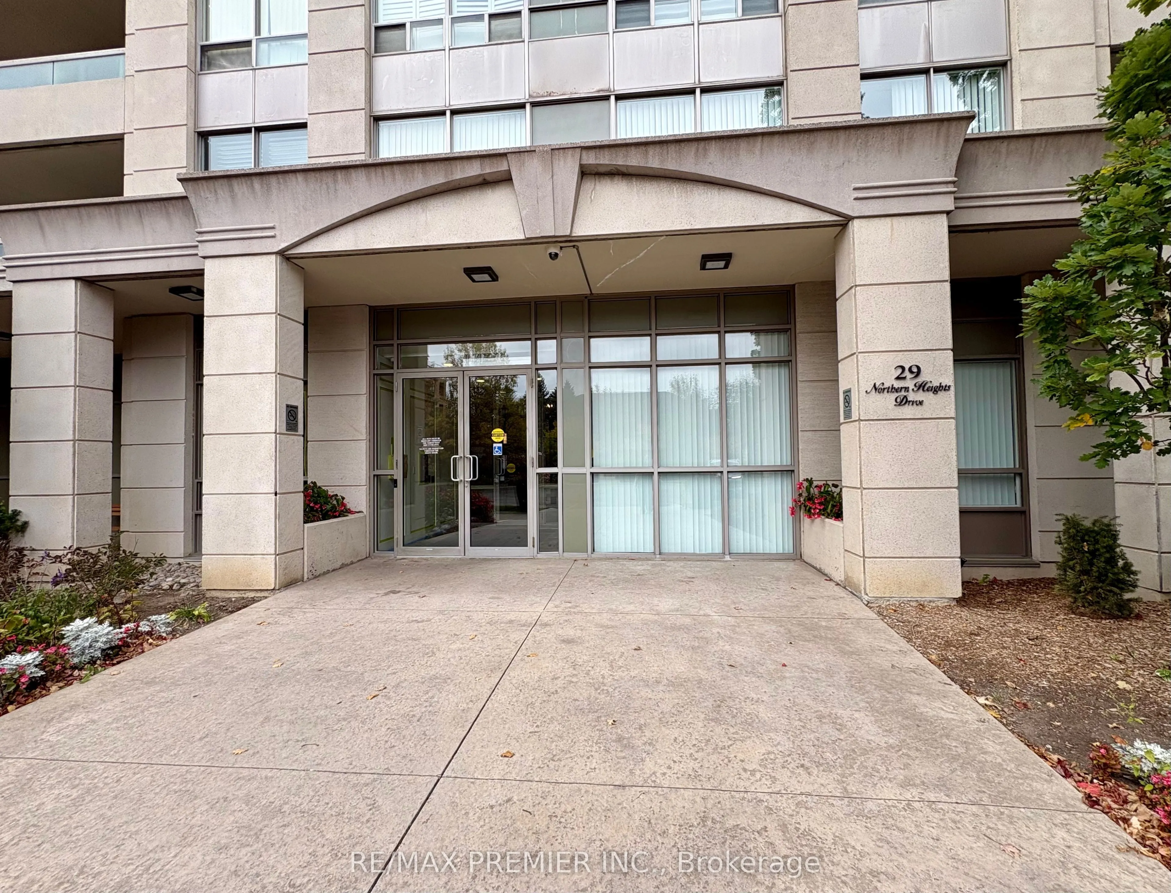 29 Northern Heights Drive #612