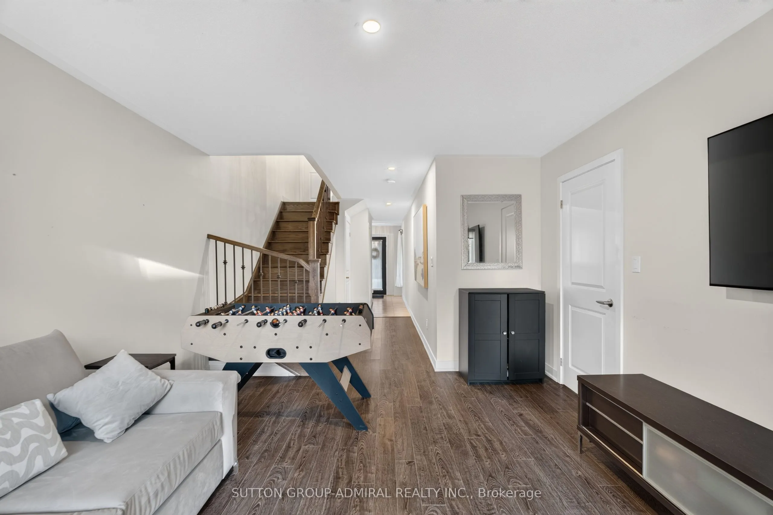 62 Pageant Avenue