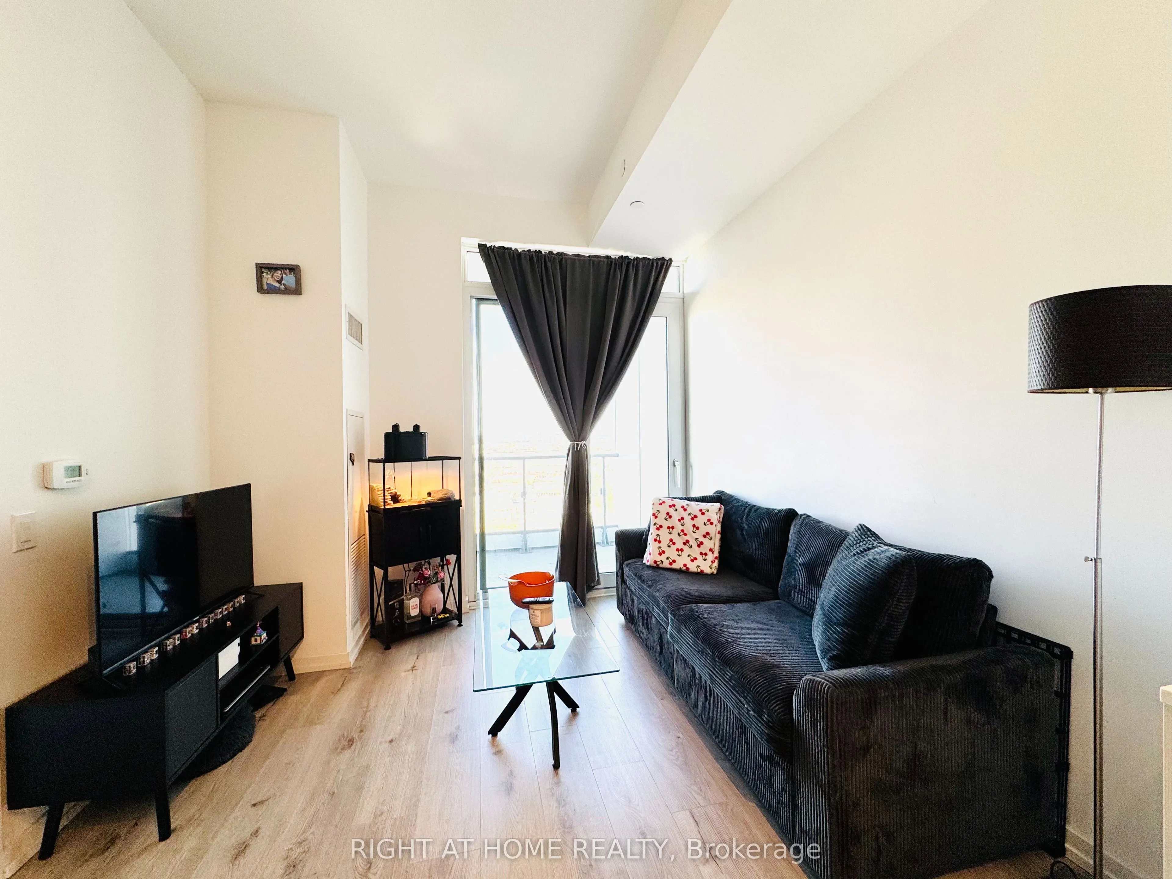 1000 Portage Parkway #2715