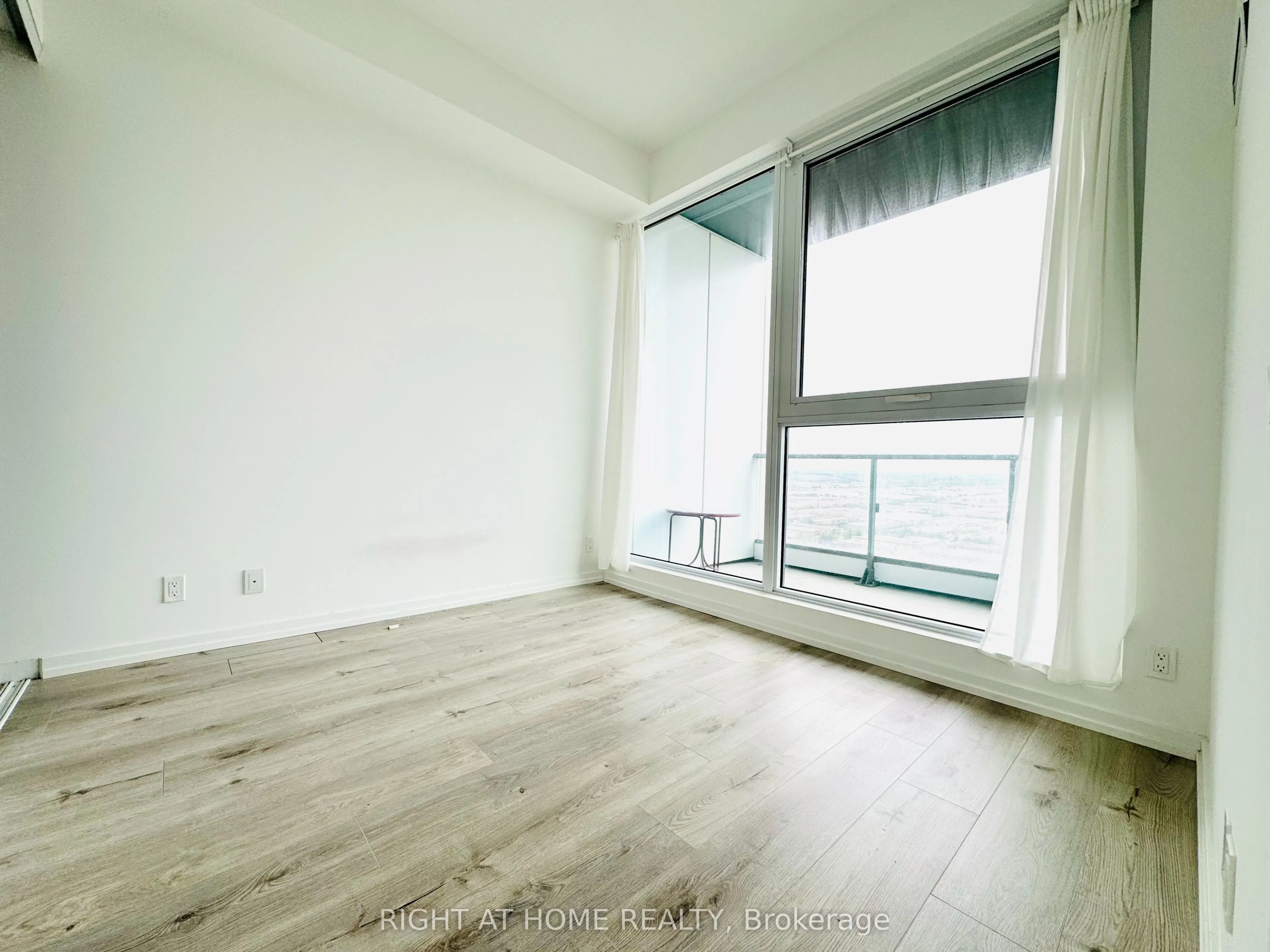 1000 Portage Parkway #2715