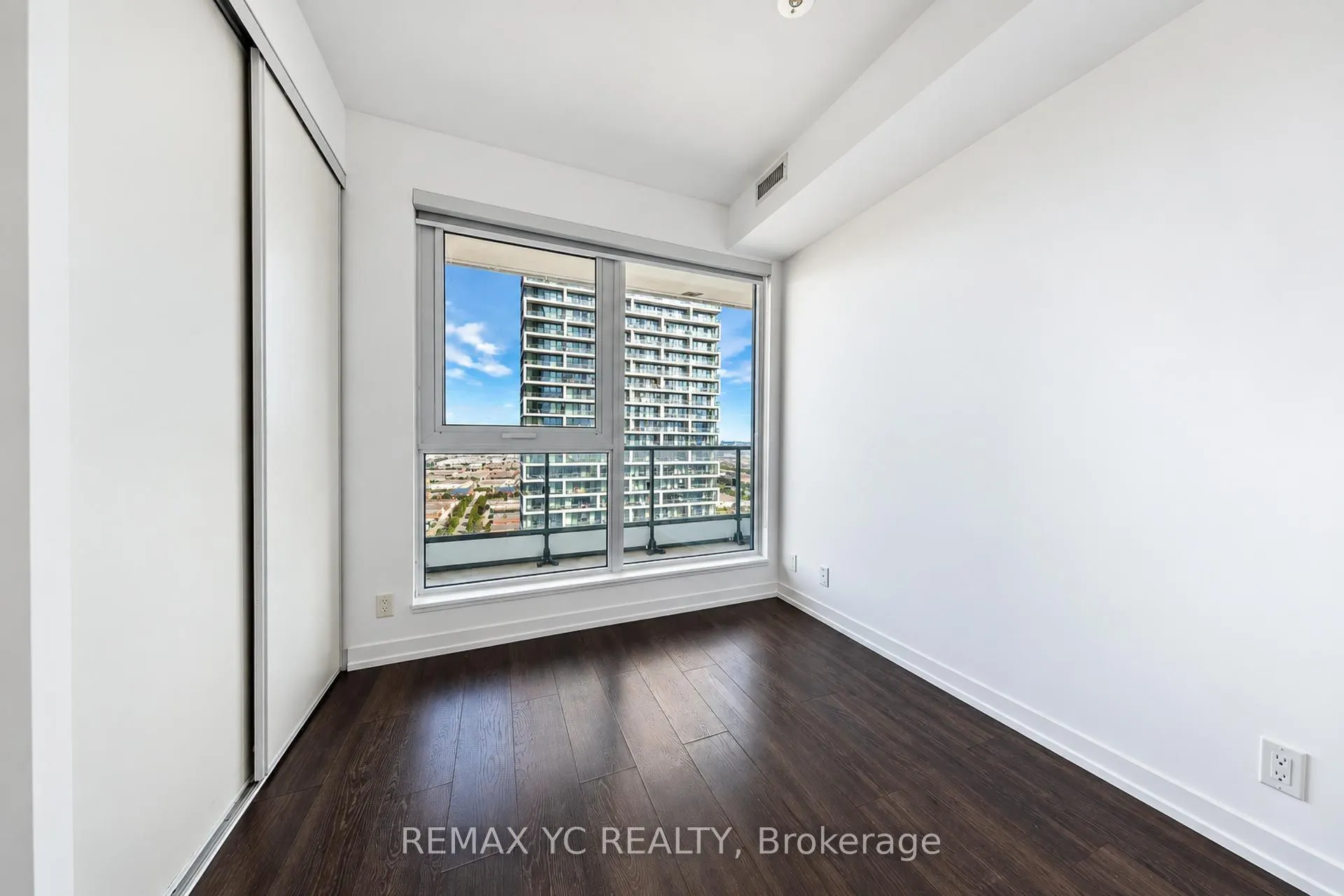 5 Buttermill Avenue #3501