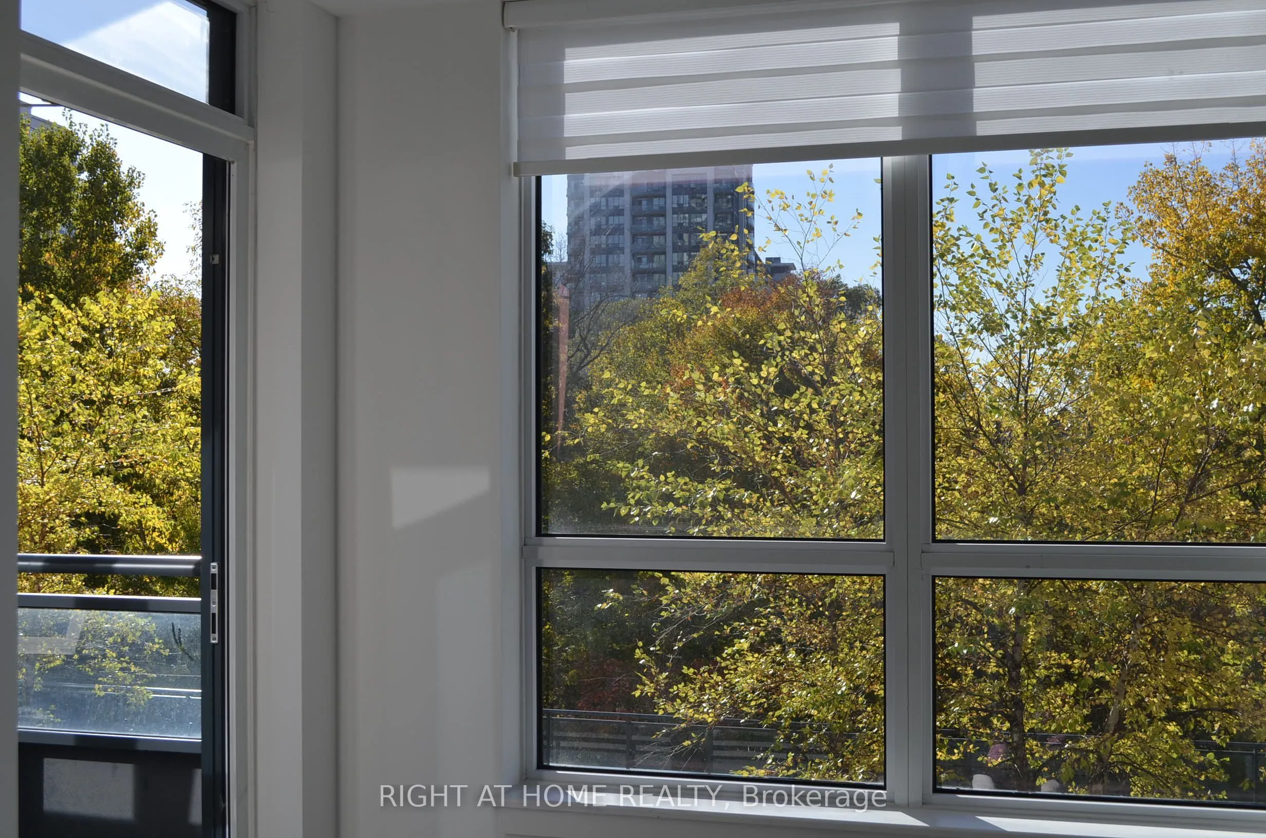 7900 Bathurst Street #323