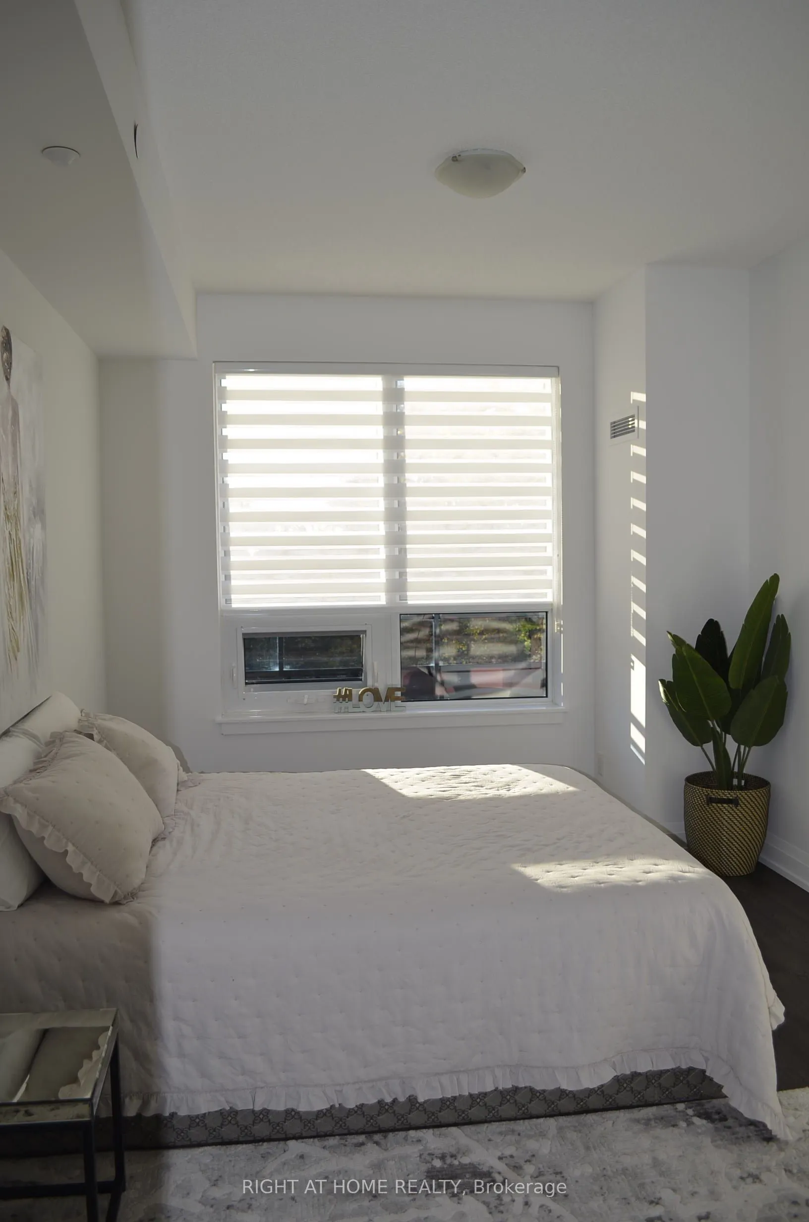 7900 Bathurst Street #323