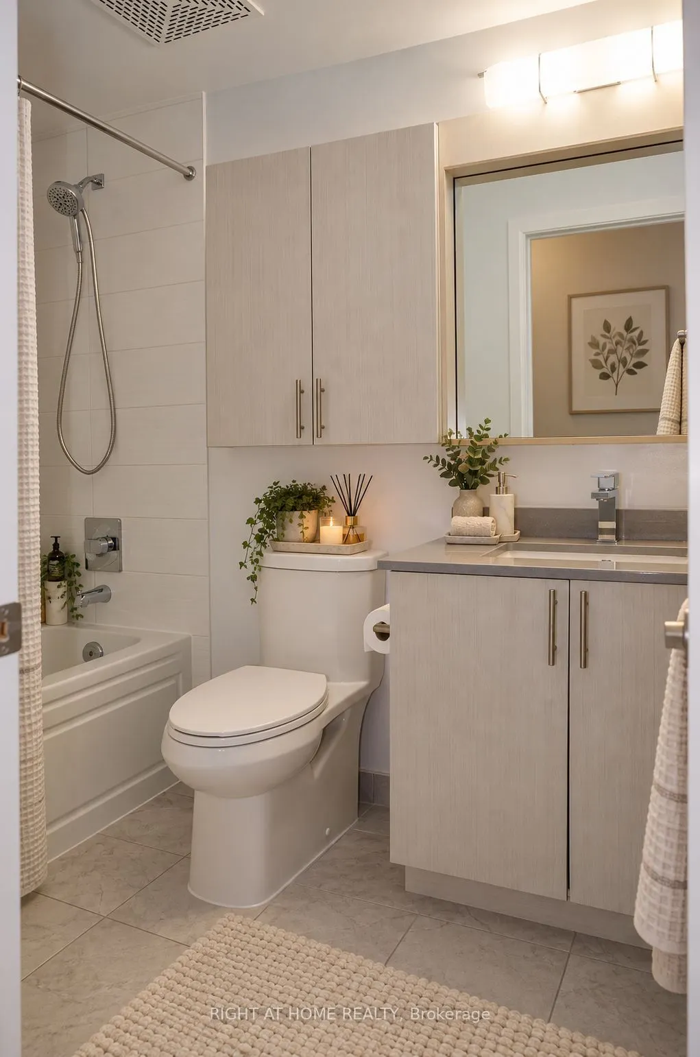 7900 Bathurst Street #323