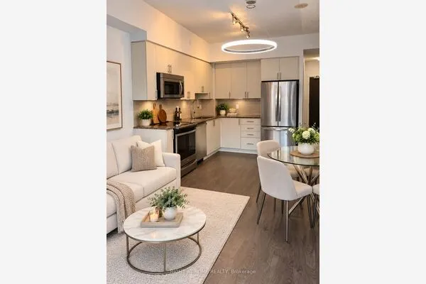 7900 Bathurst Street