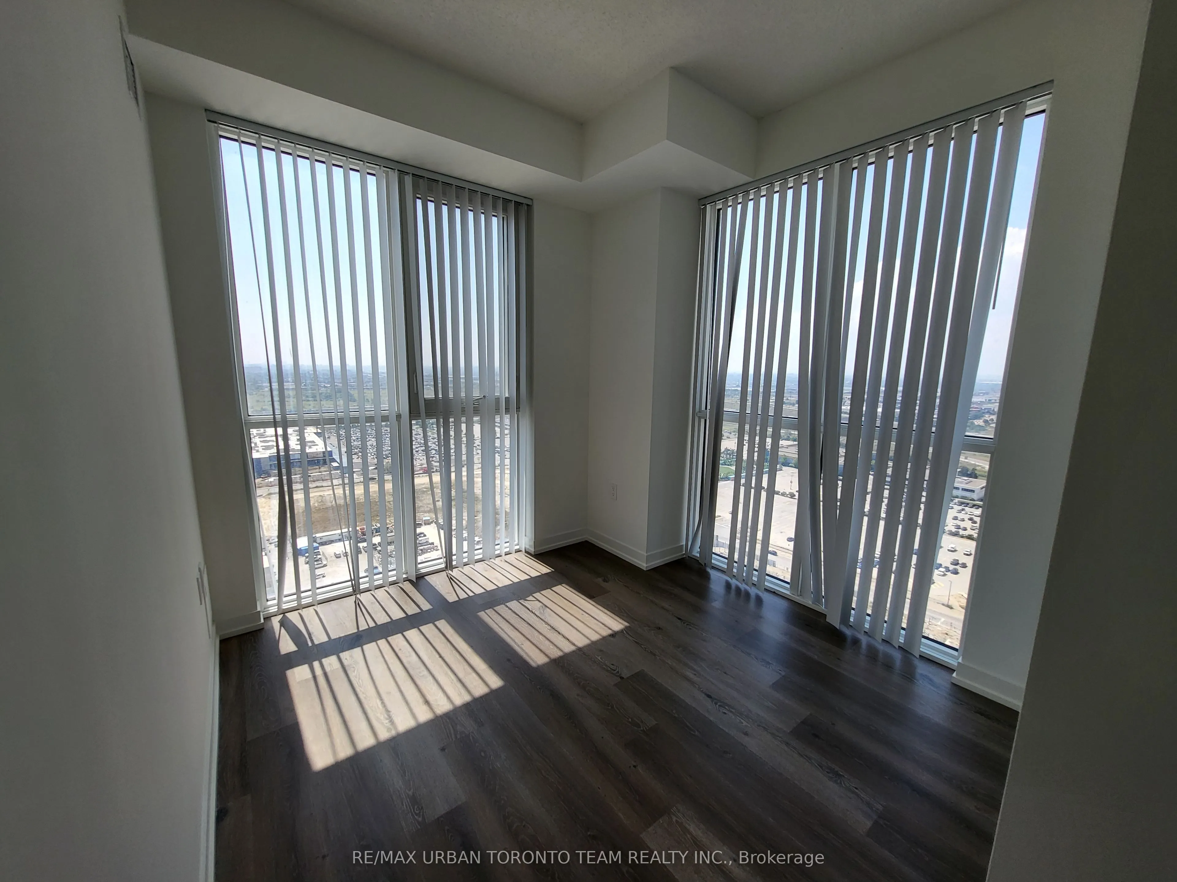 28 Interchange Way #3312