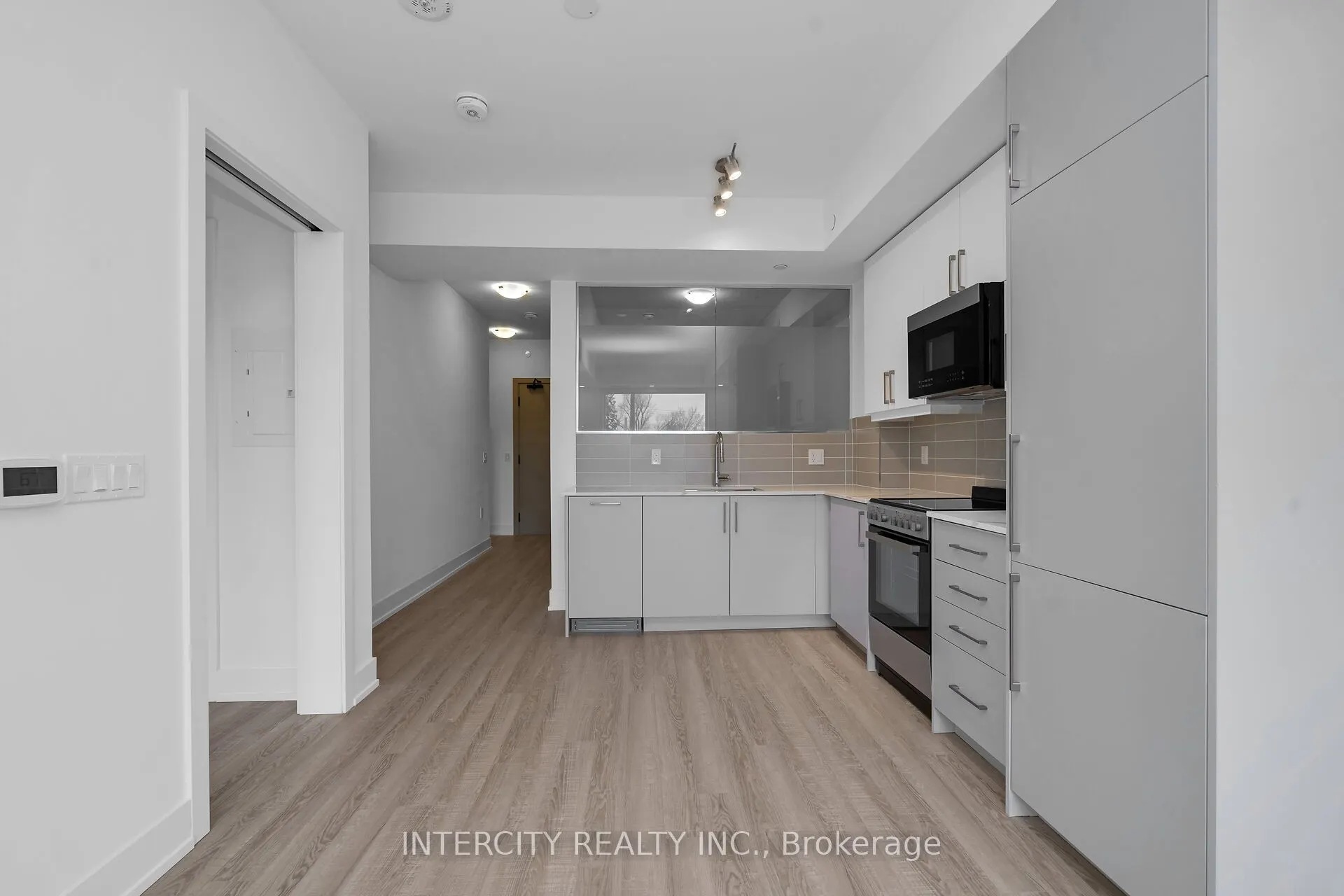 2075 King Road #340