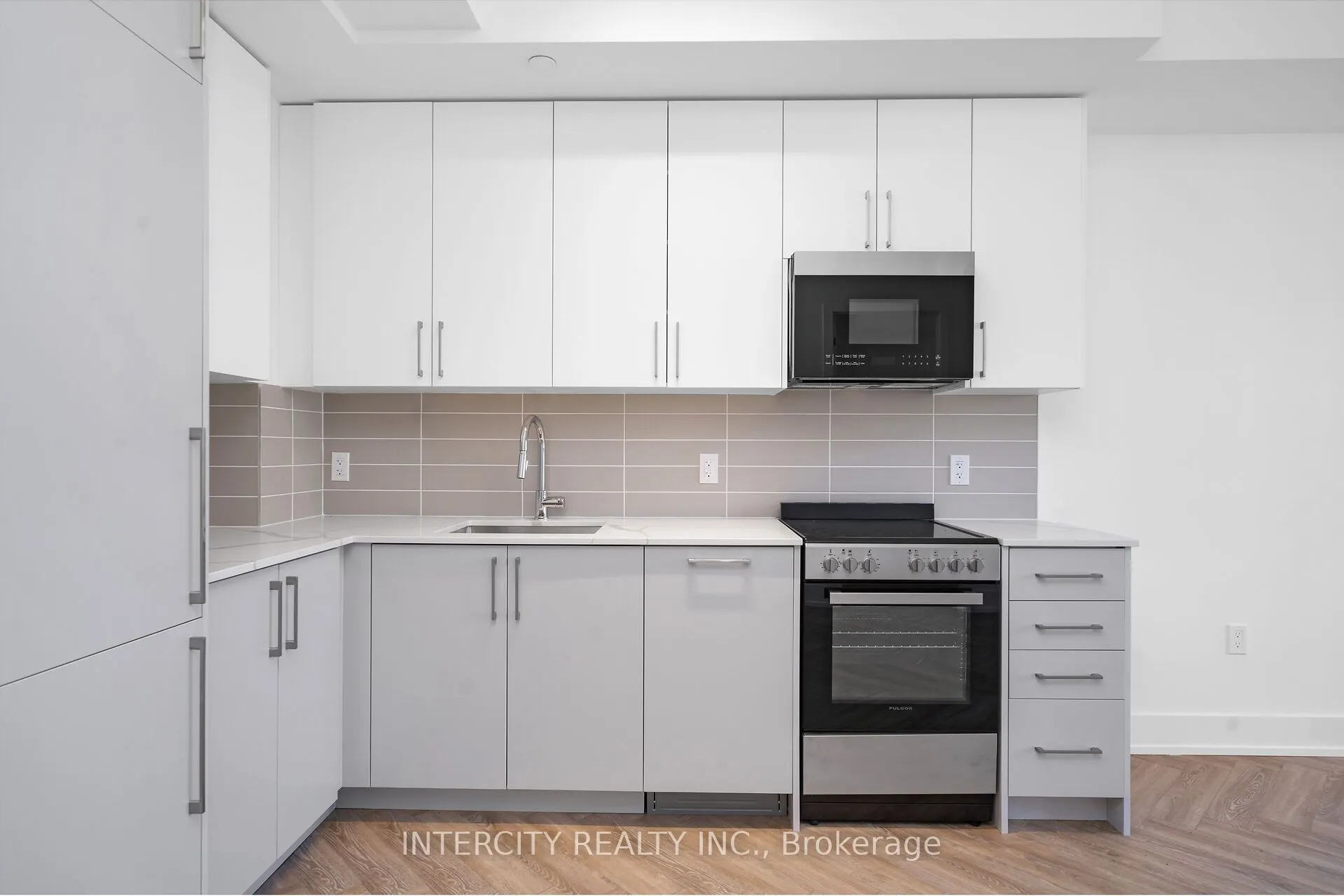 2075 King Road #248