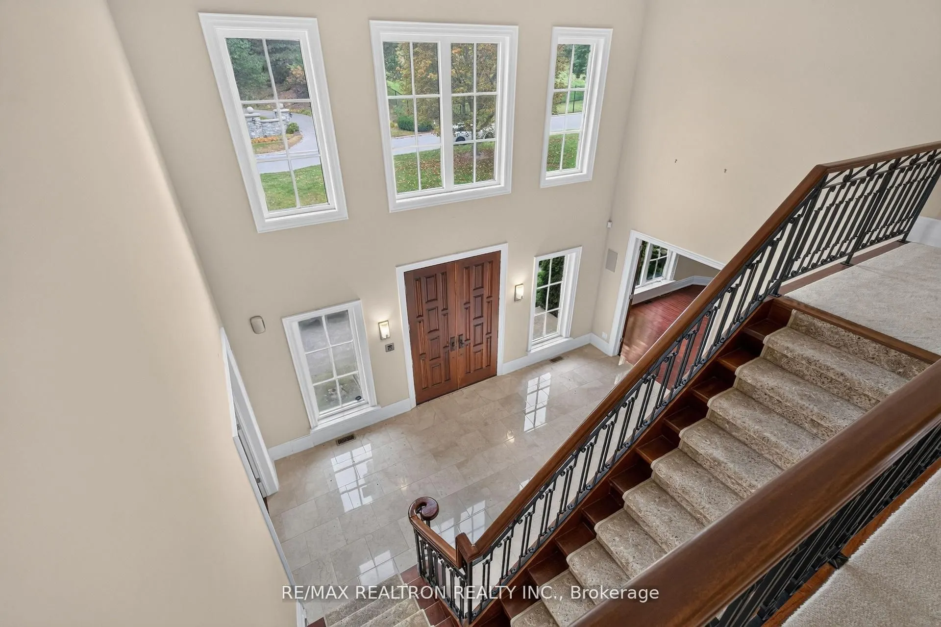 65 Kingswood Drive