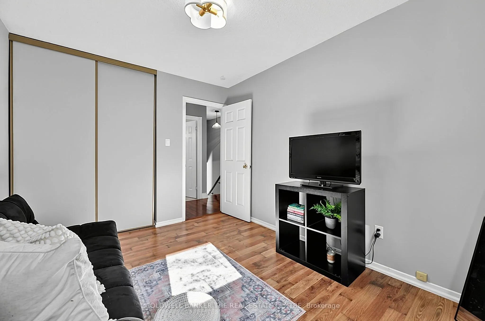 836 Elgin Street