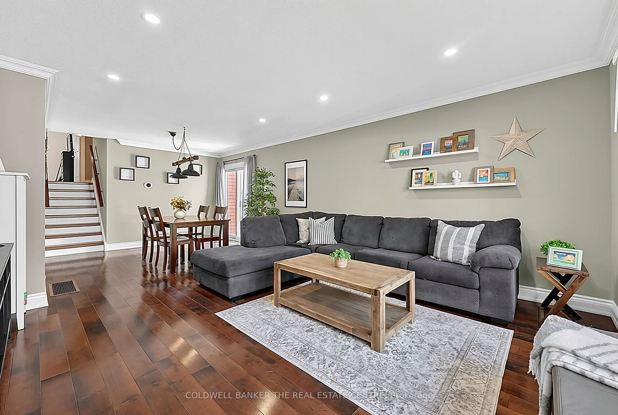 836 Elgin Street