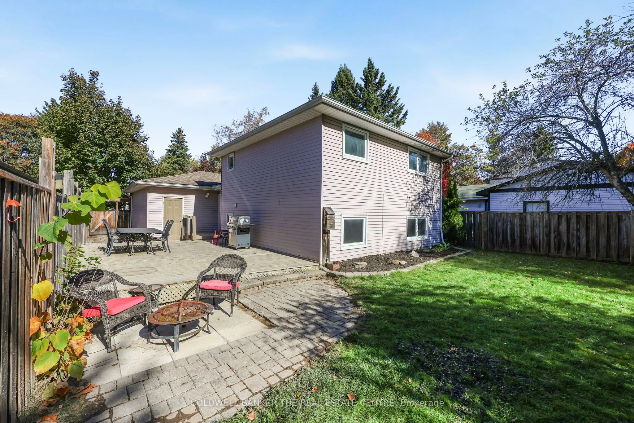 836 Elgin Street