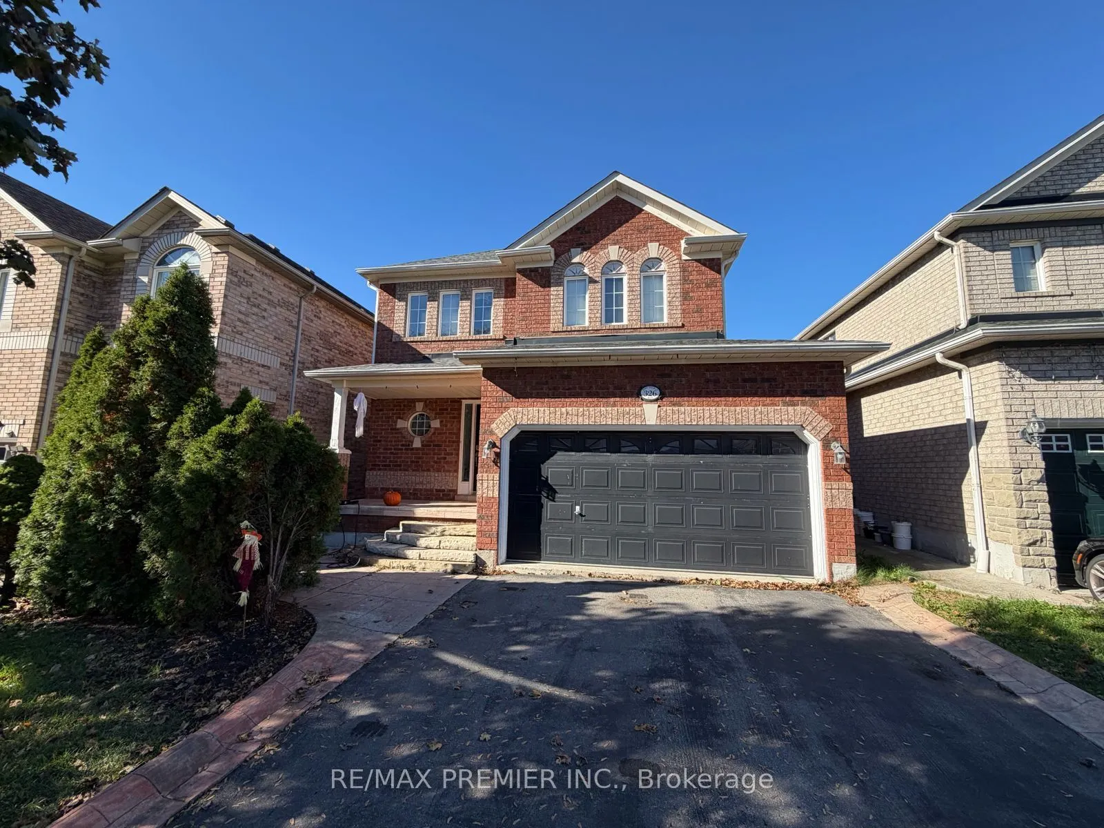 326 John Deisman Boulevard
