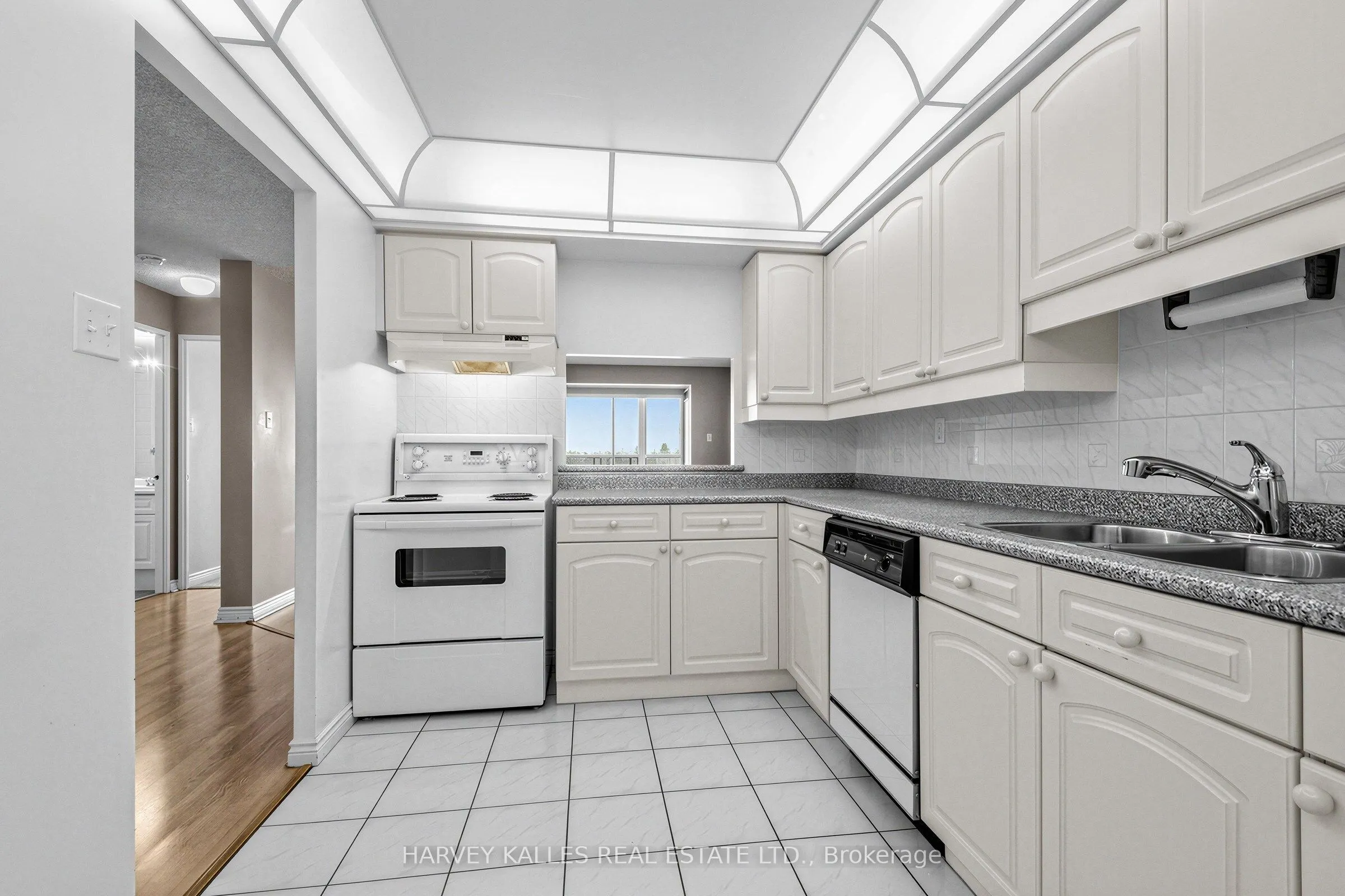 1 Clark Avenue W #1206