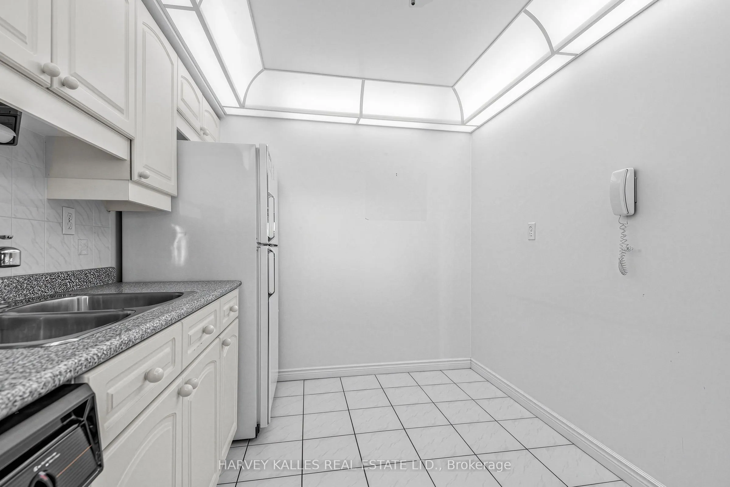 1 Clark Avenue W #1206