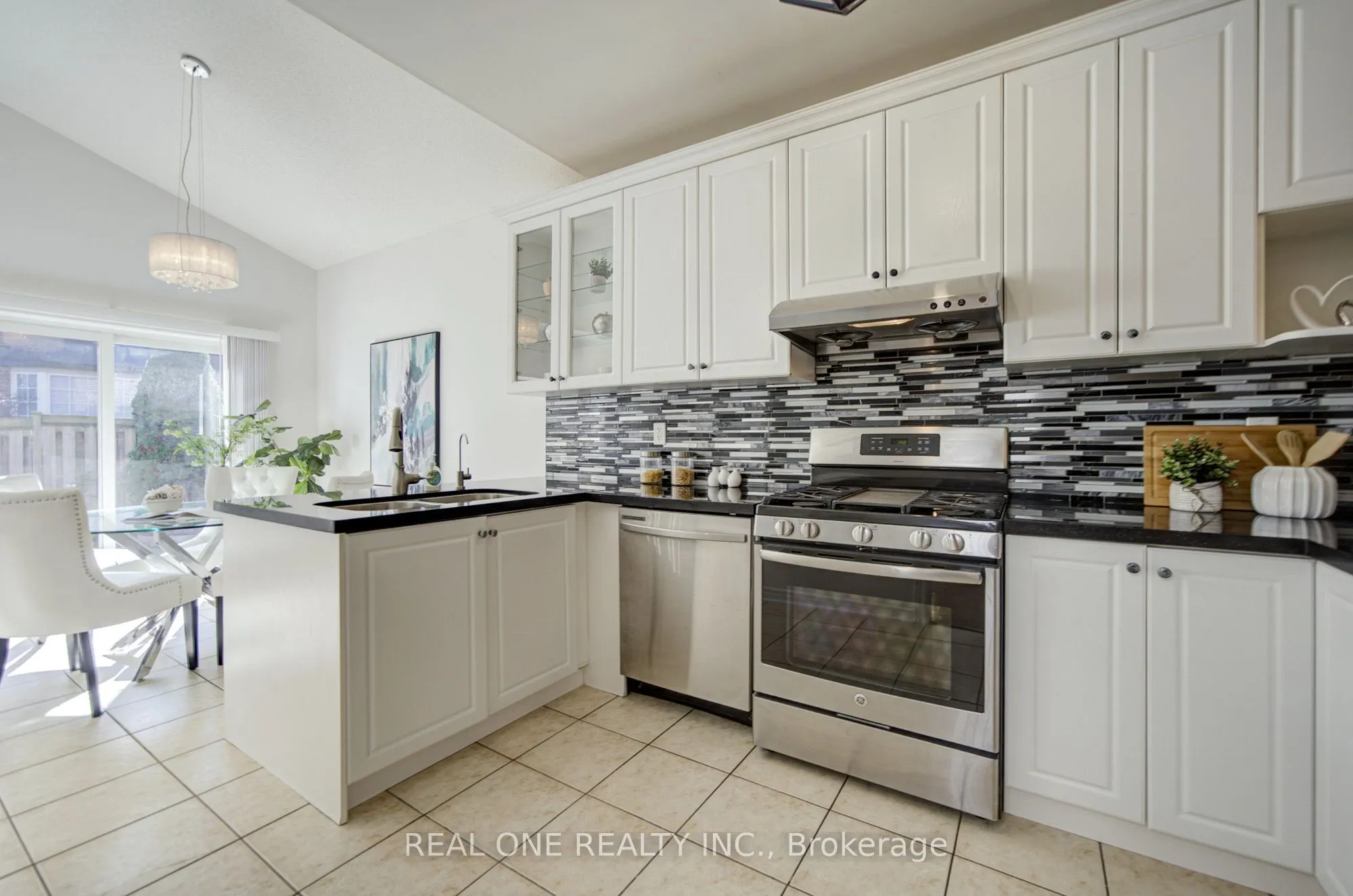 39 Balsamwood Road