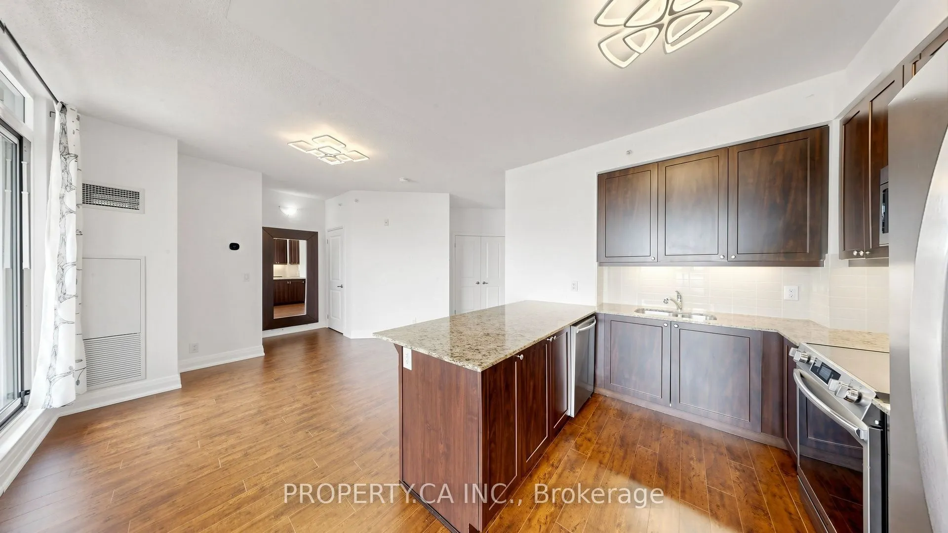 24 Woodstream Boulevard #516