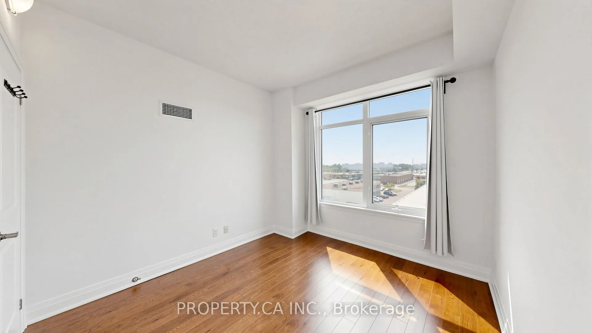 24 Woodstream Boulevard #516