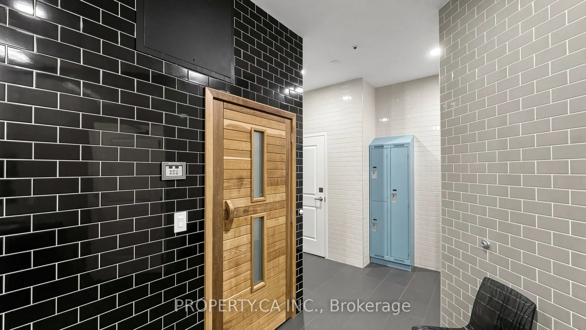 24 Woodstream Boulevard #516
