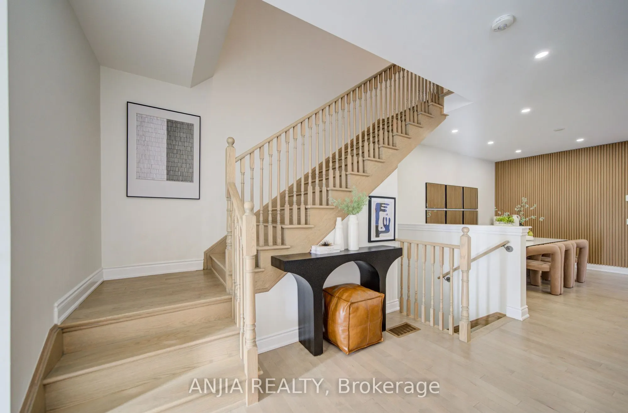 107 Guardhouse Crescent