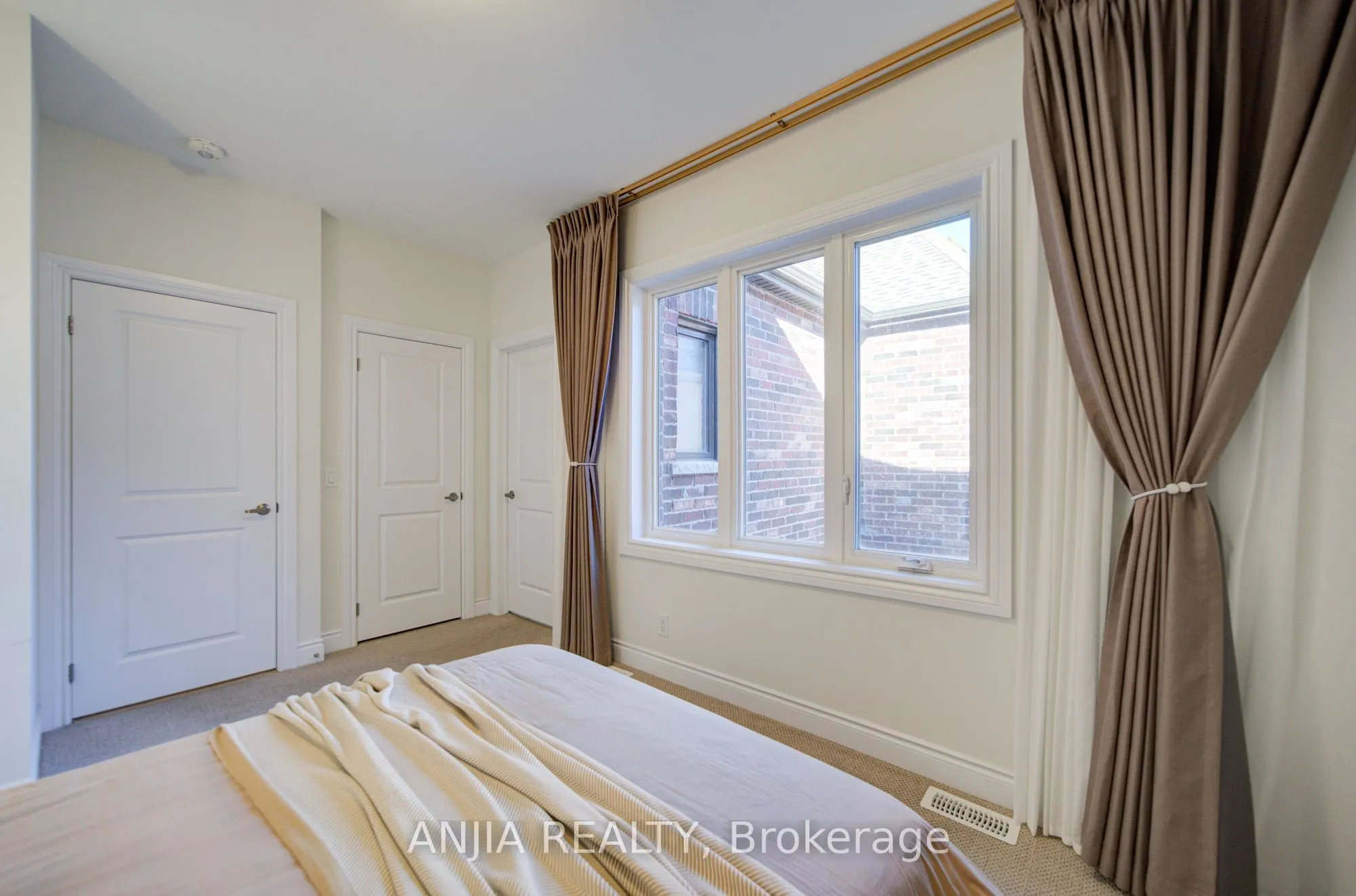 107 Guardhouse Crescent