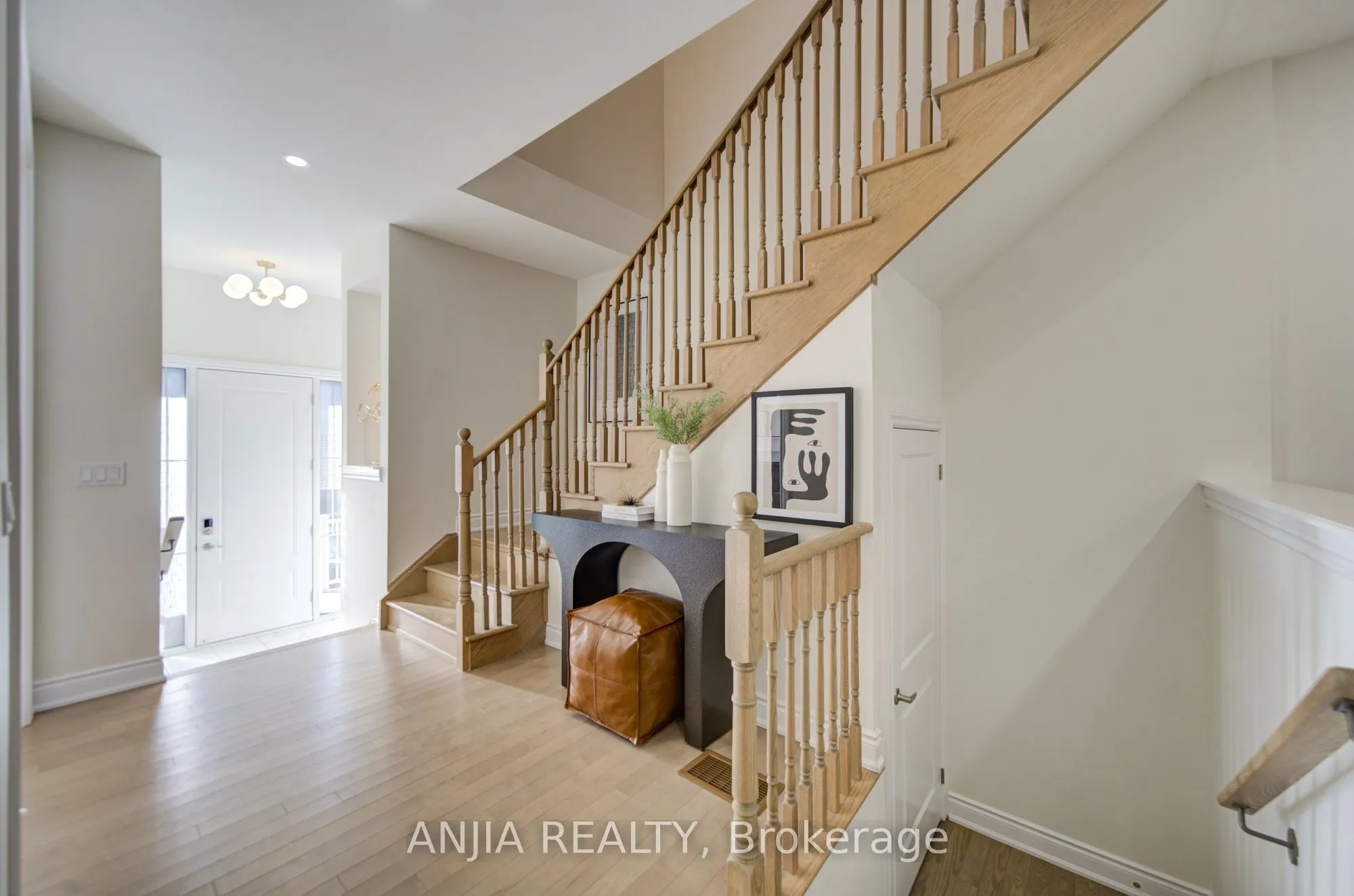 107 Guardhouse Crescent