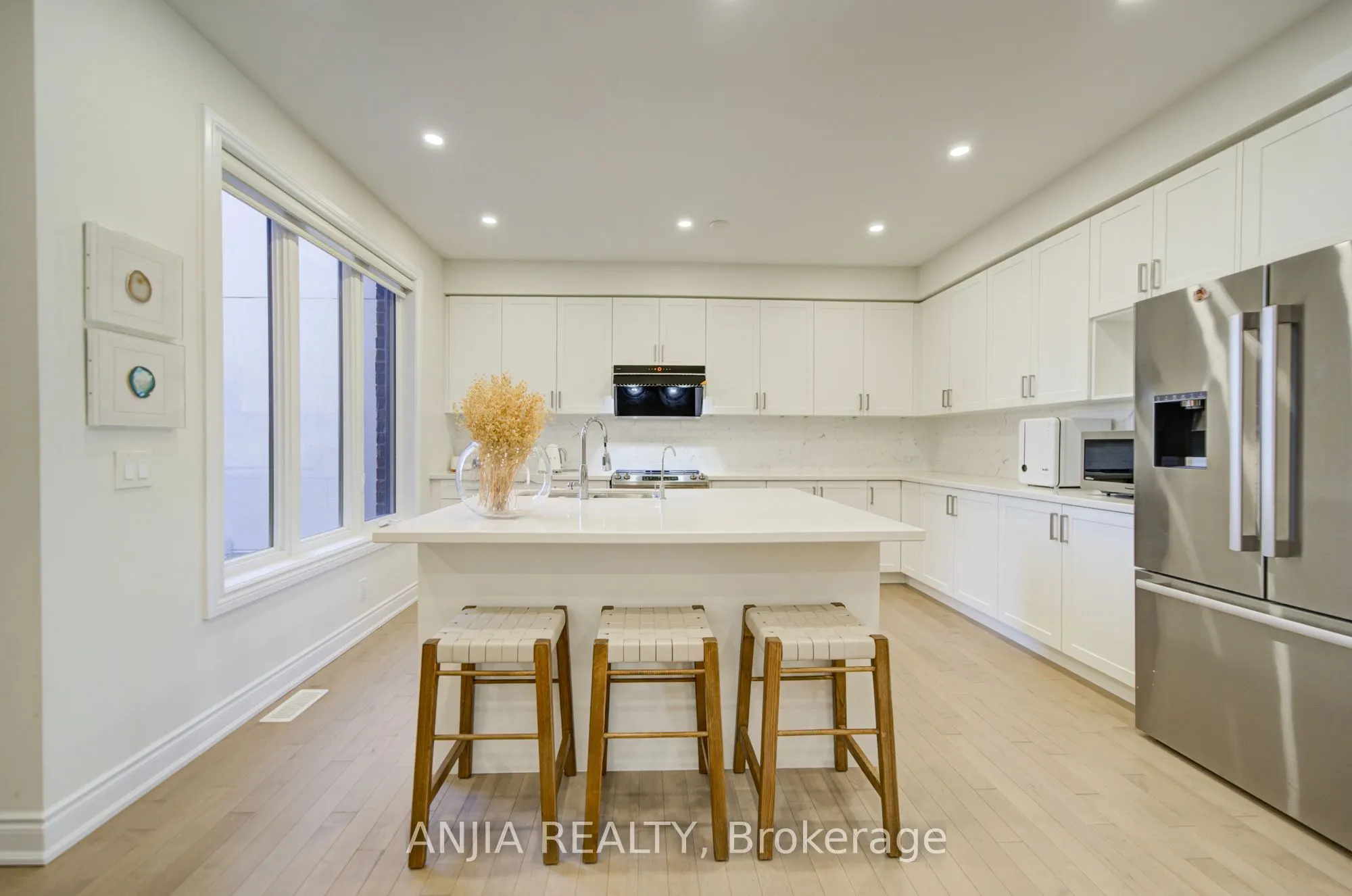 107 Guardhouse Crescent