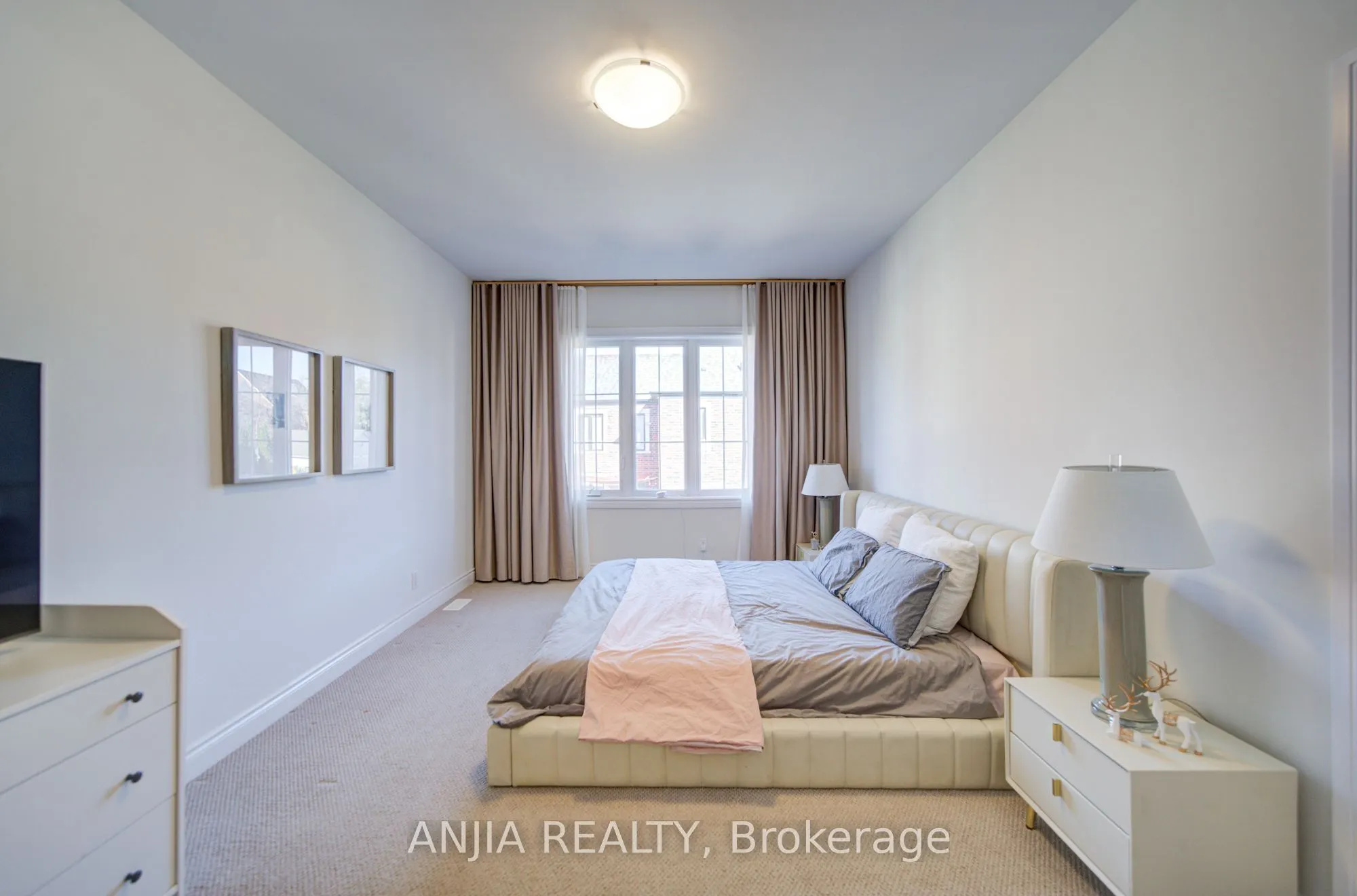 107 Guardhouse Crescent