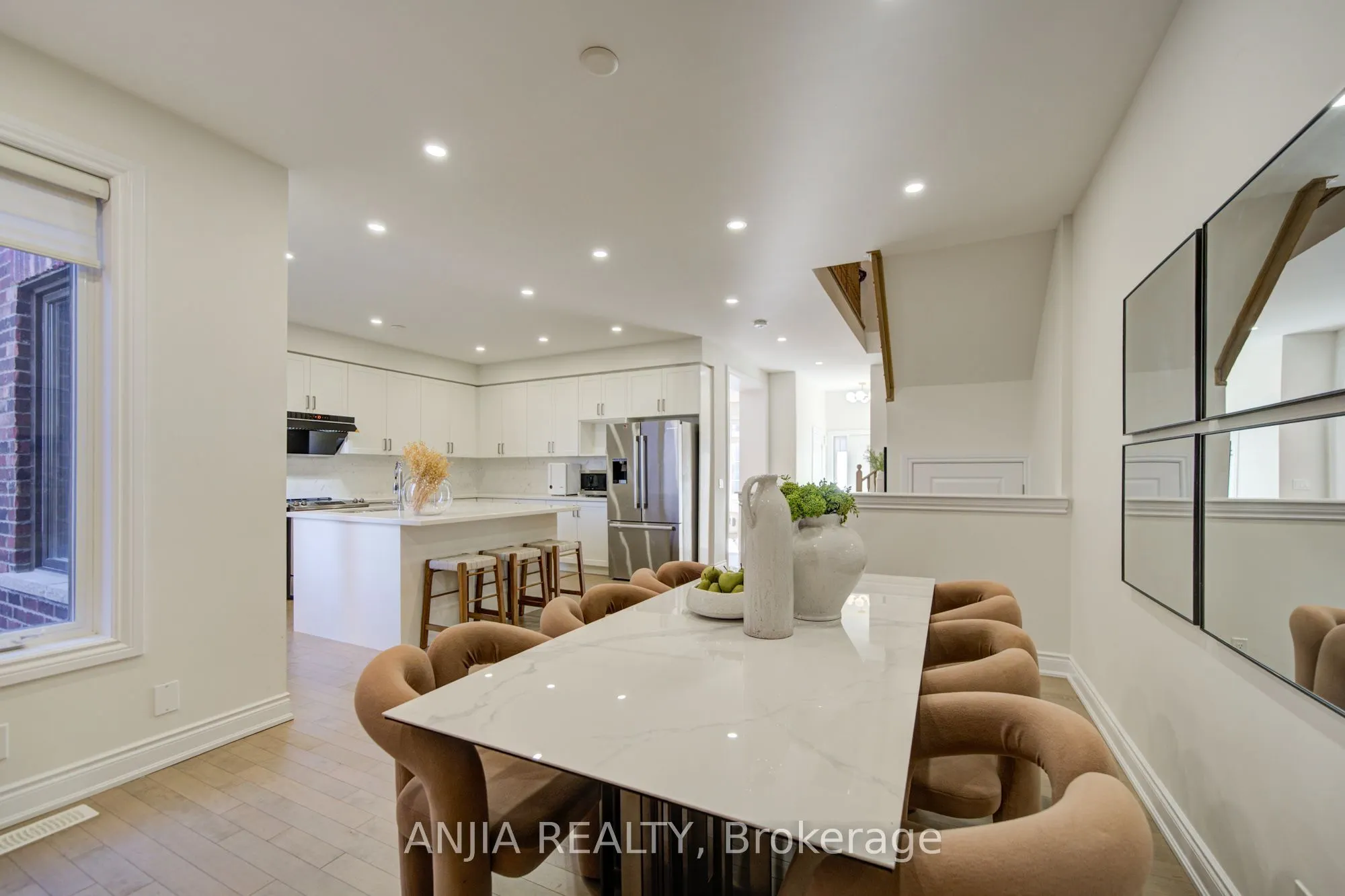 107 Guardhouse Crescent