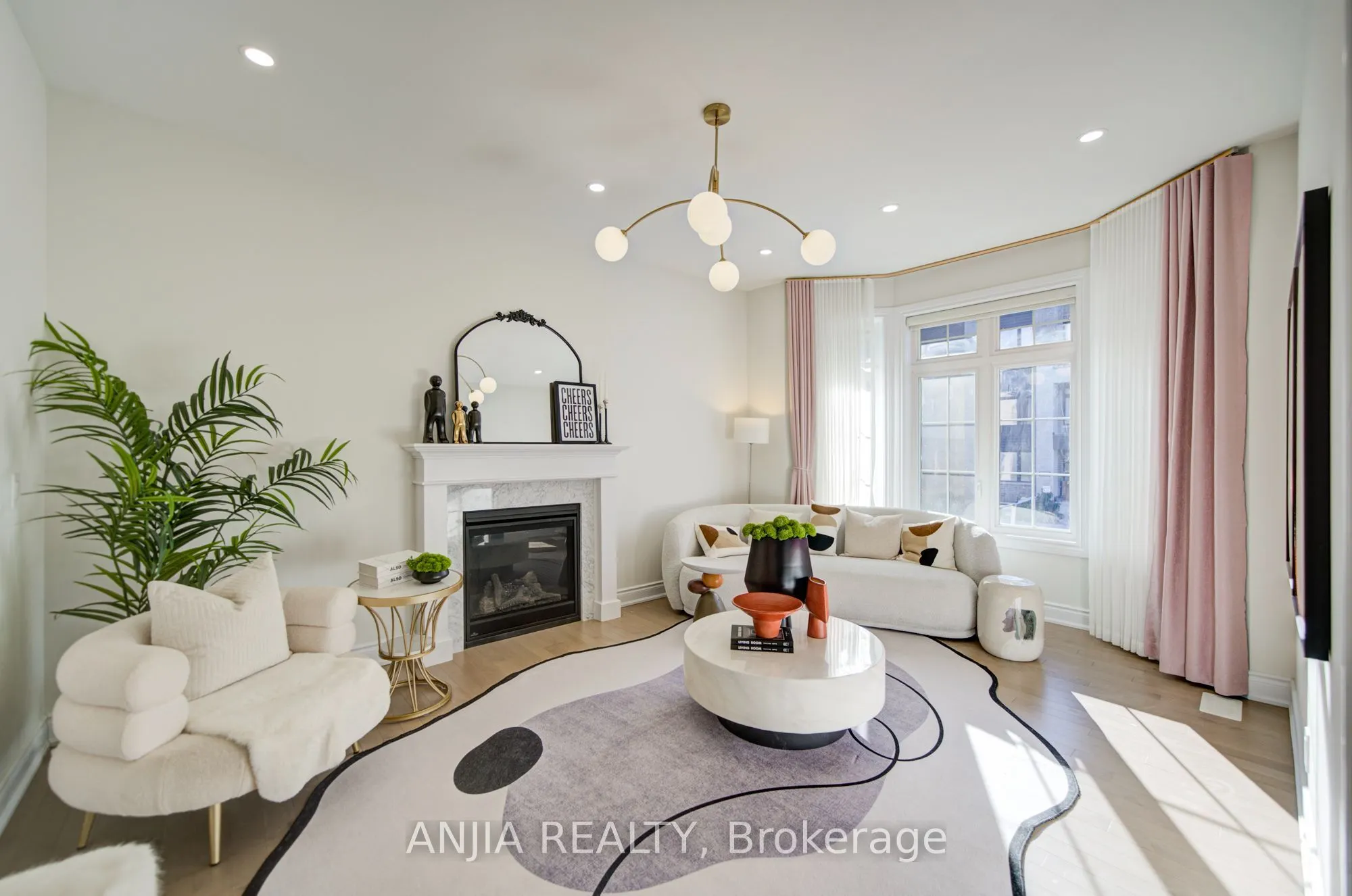 107 Guardhouse Crescent