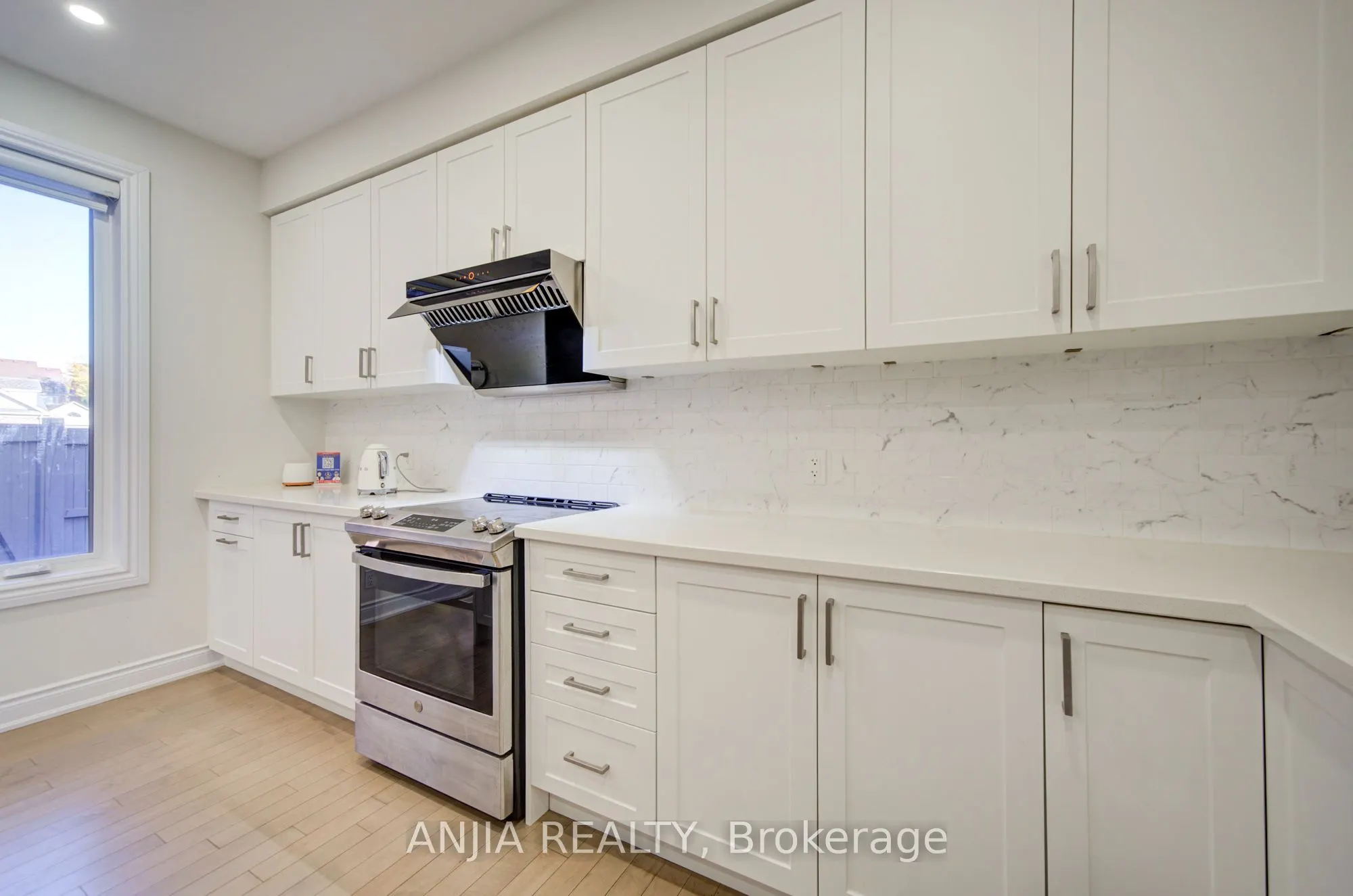 107 Guardhouse Crescent