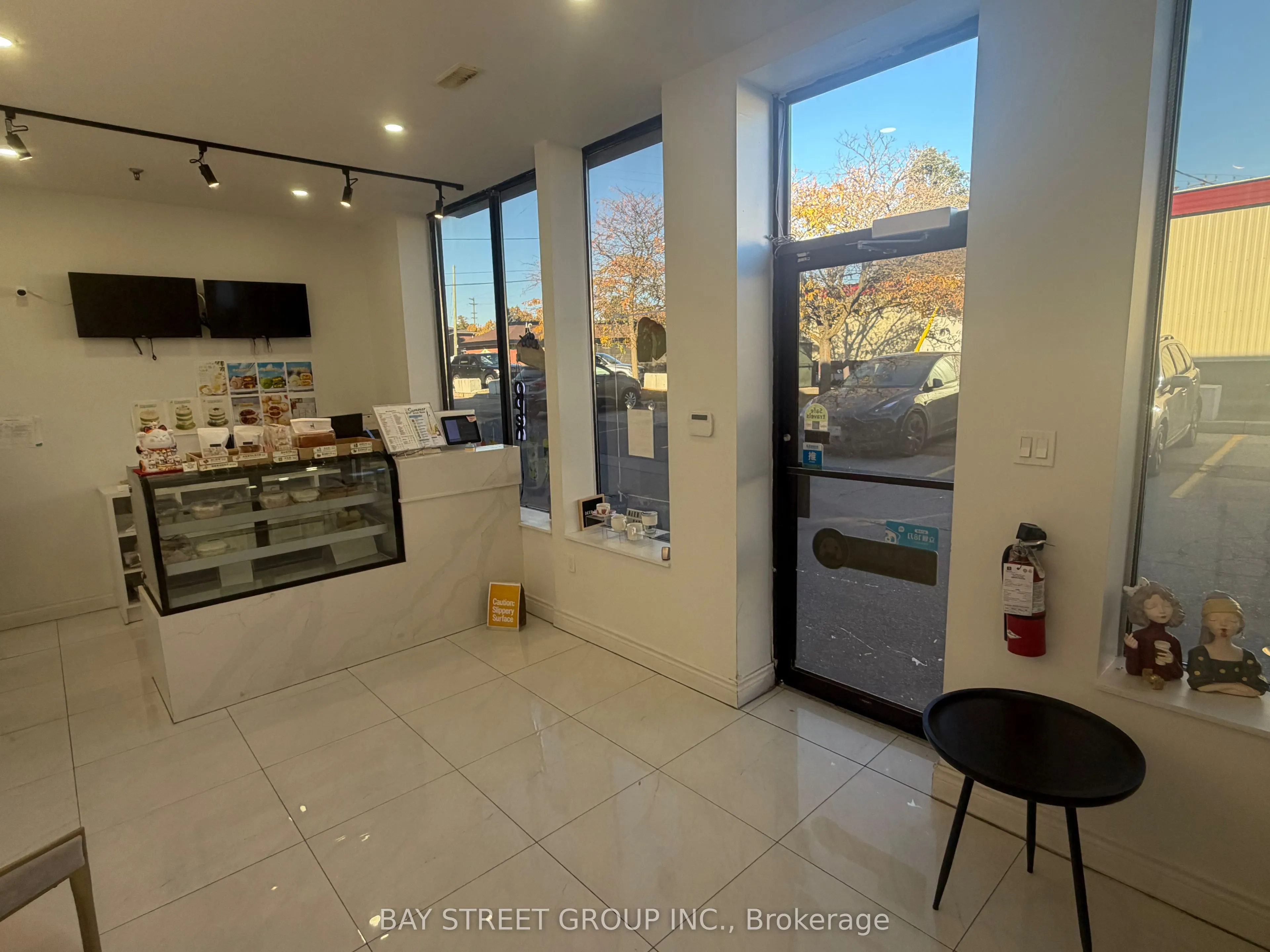 385 John Street #5C