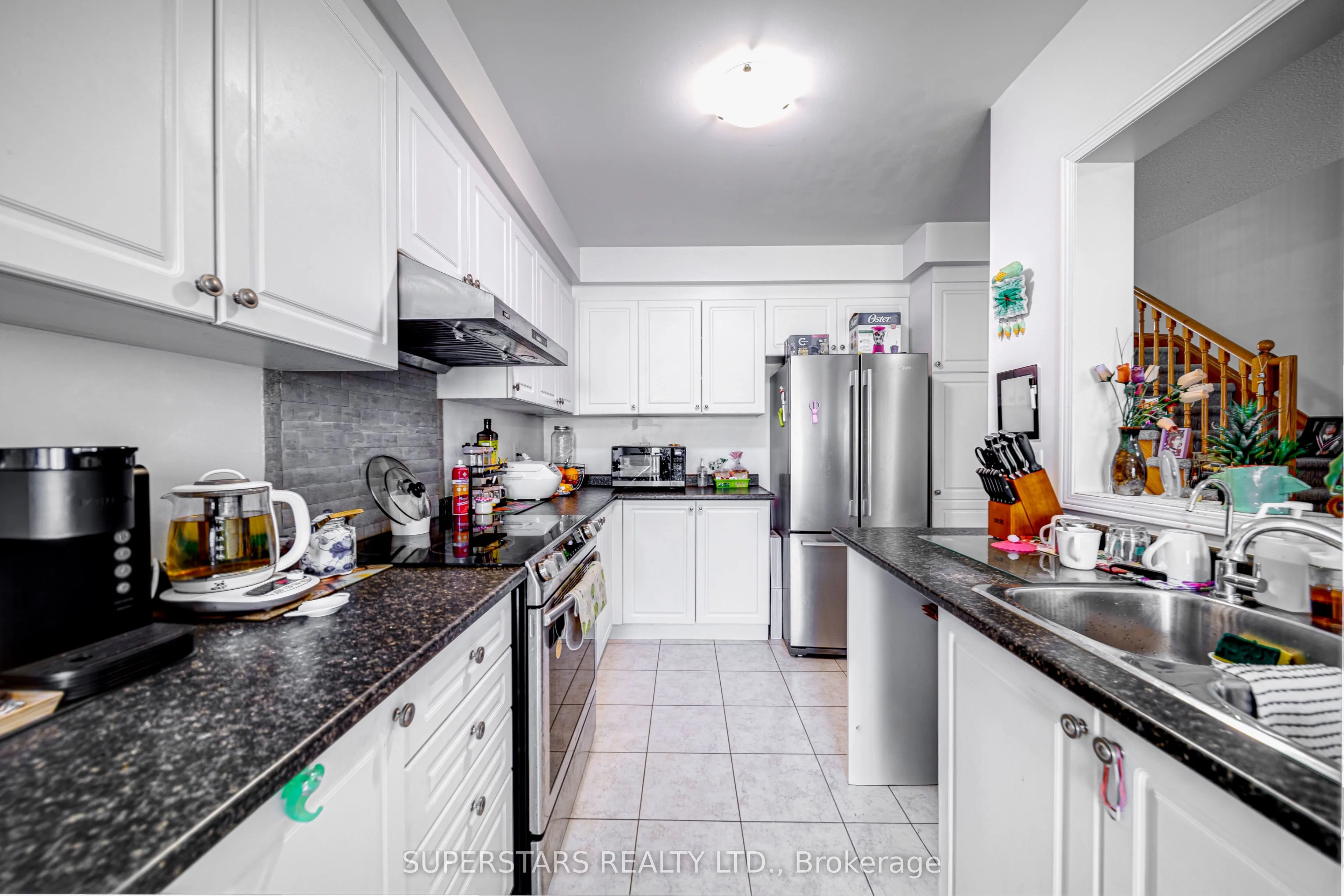 13 Eastwind Drive
