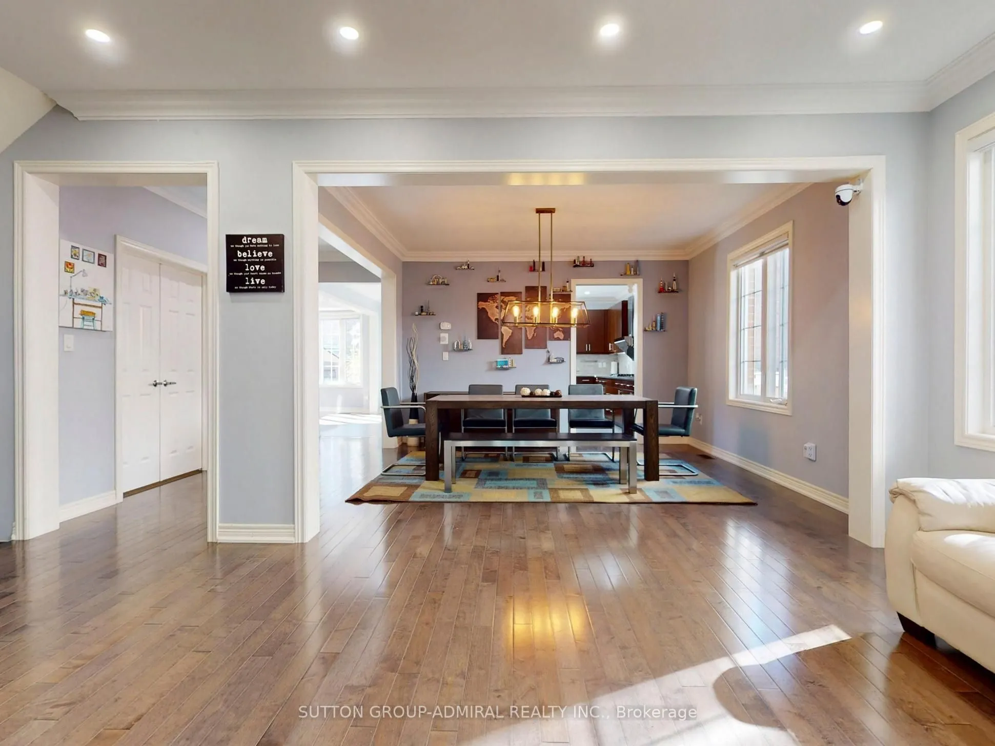 108 Baldry Avenue
