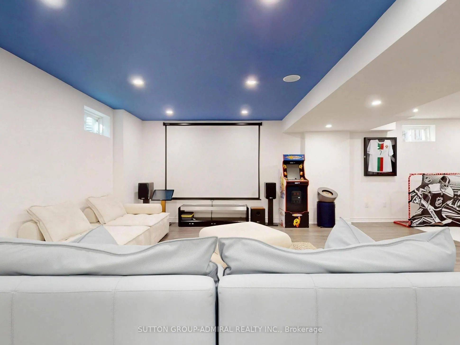108 Baldry Avenue