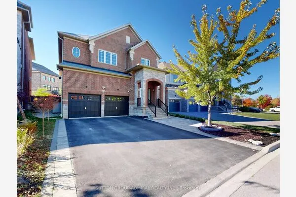 108 Baldry Avenue