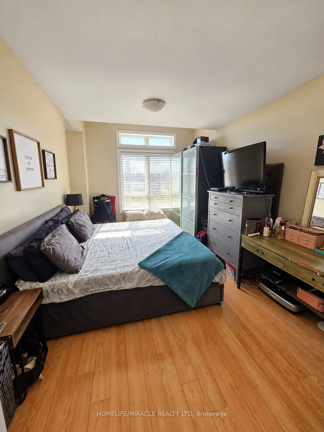 9601 Jane Street #8