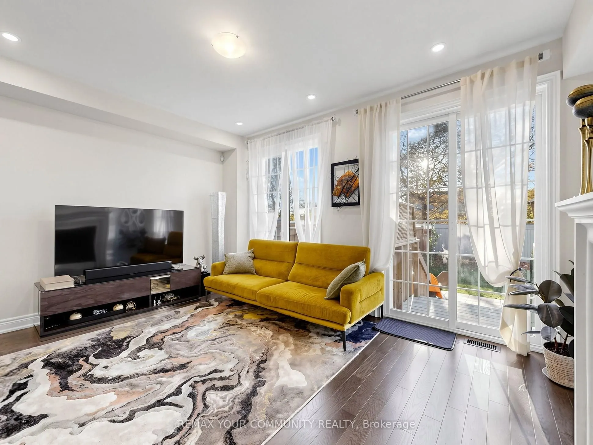 96 Drizzel Crescent