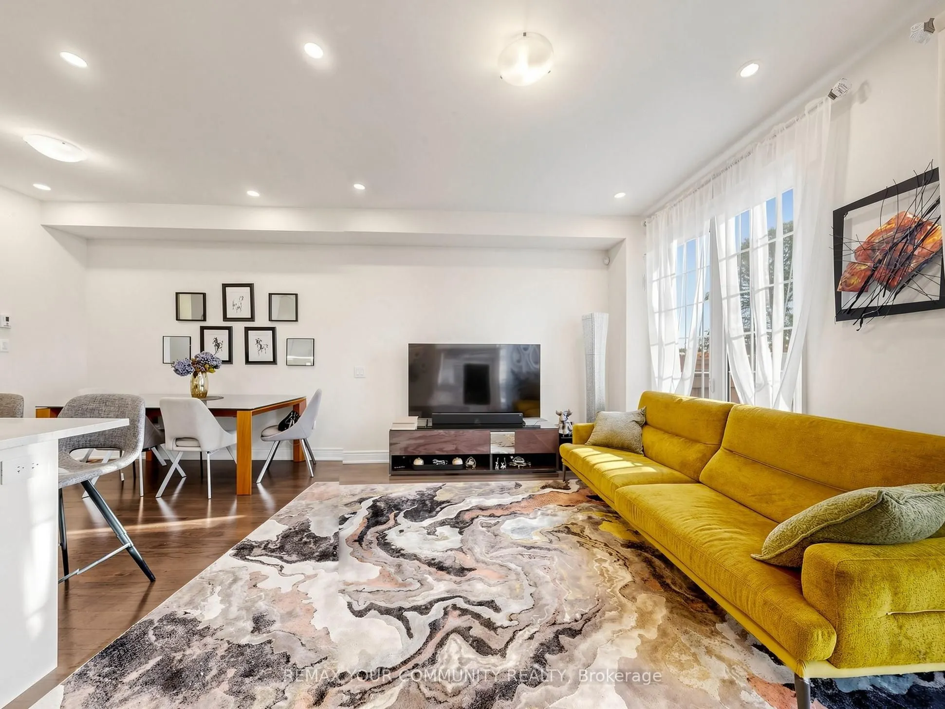 96 Drizzel Crescent