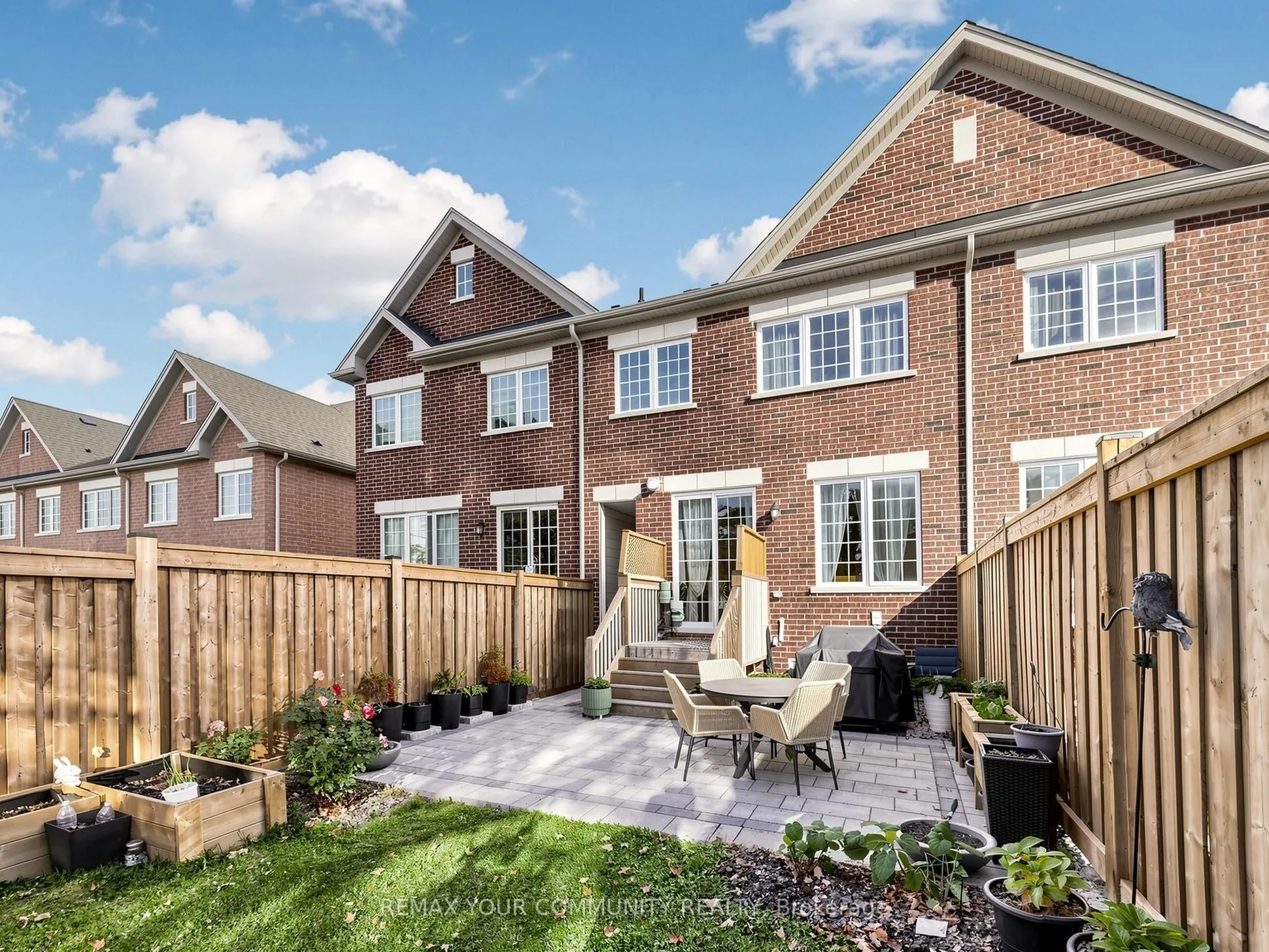 96 Drizzel Crescent