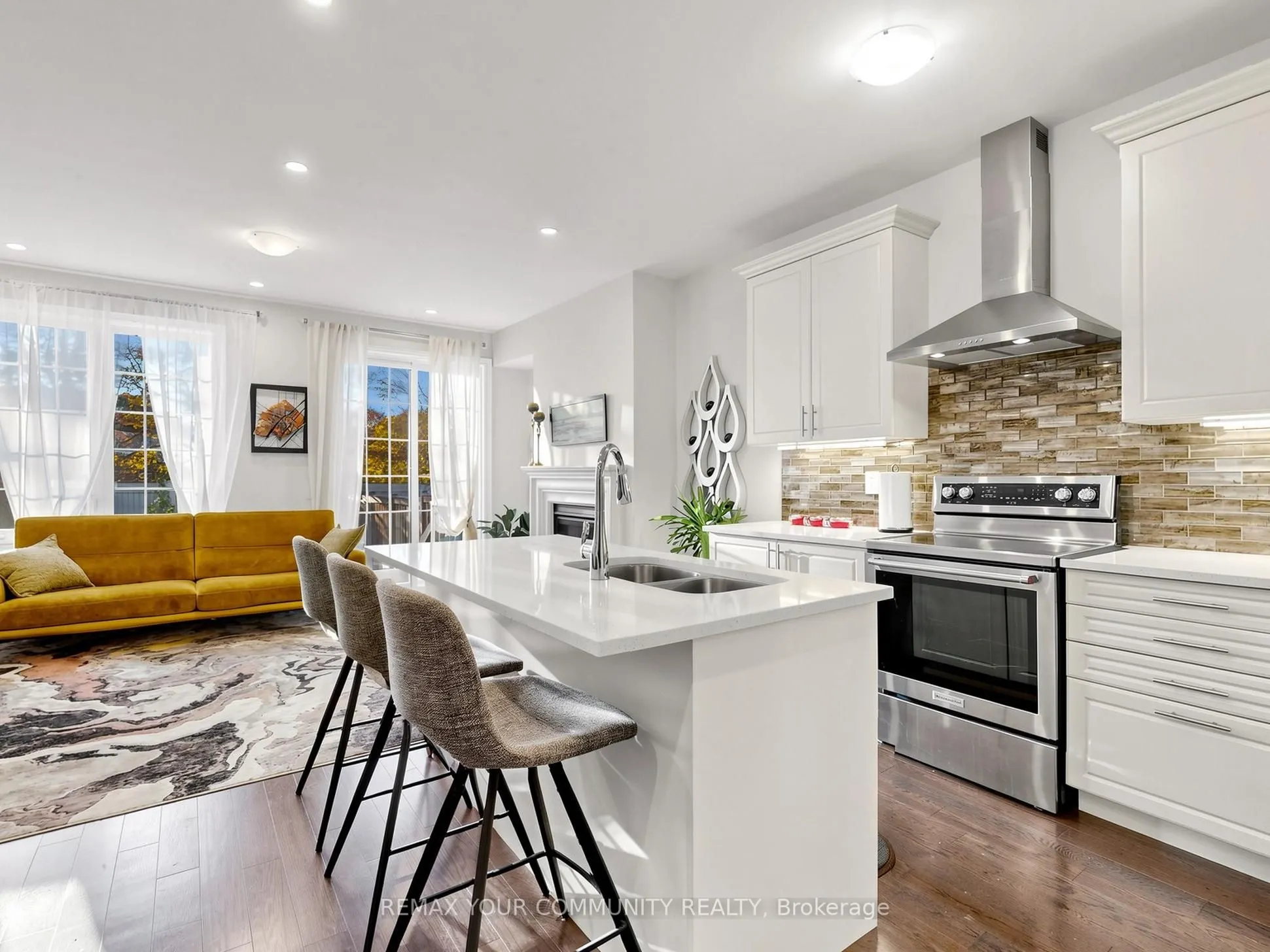 96 Drizzel Crescent