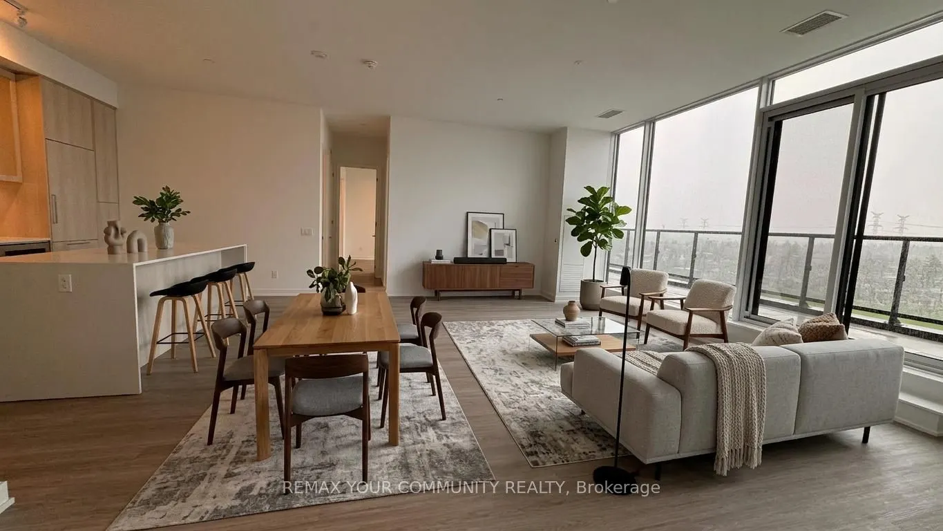 8188 Yonge Street #1004
