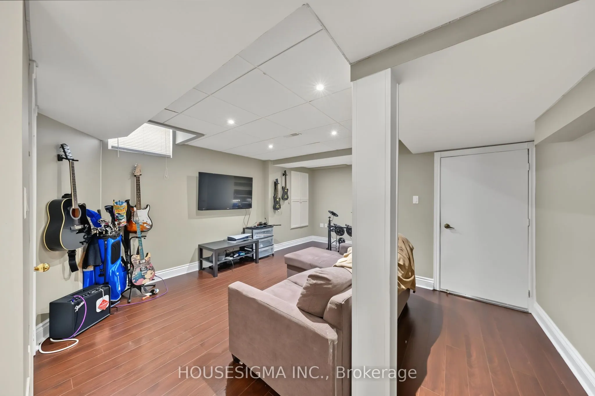 23 Battleford Avenue