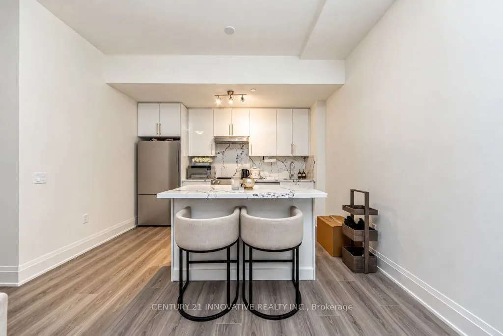 8960 Jane Street #533